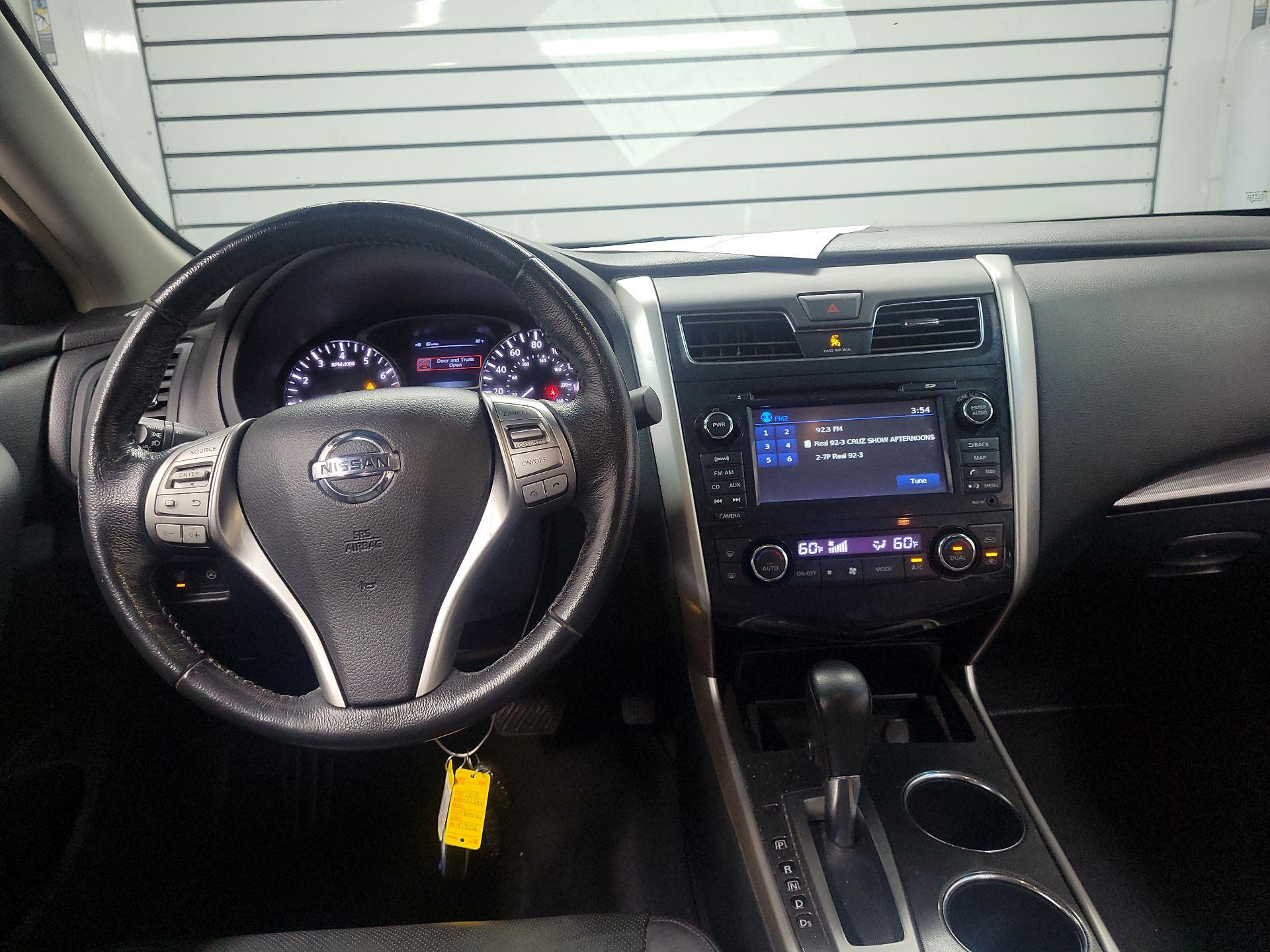Thumbnail: 2013 Nissan Altima - 9