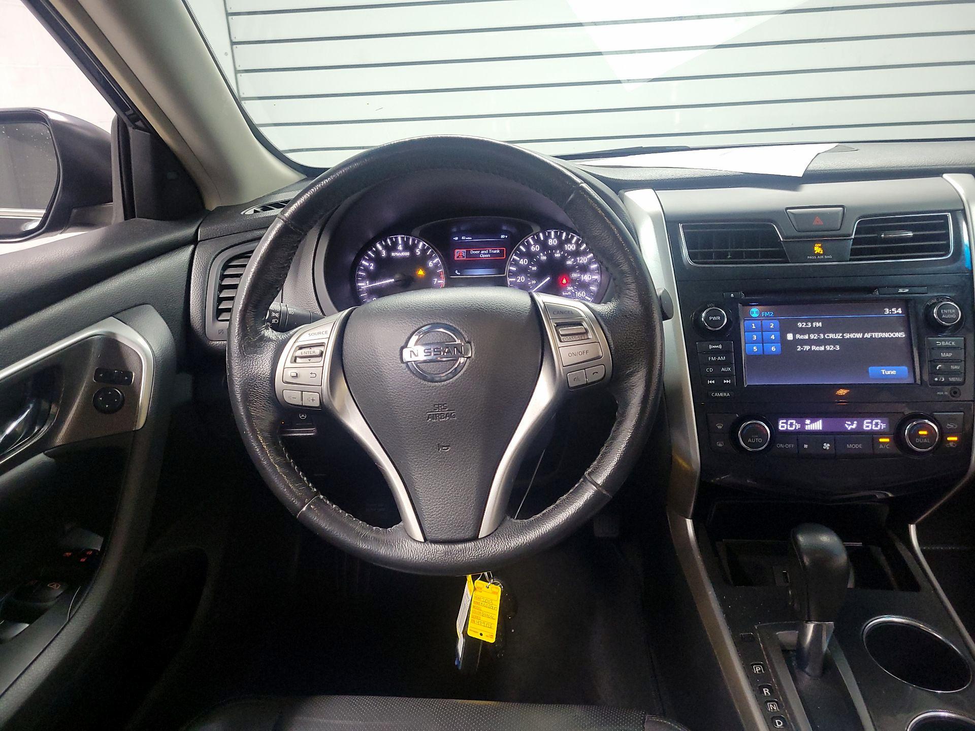 Thumbnail: 2013 Nissan Altima - 10