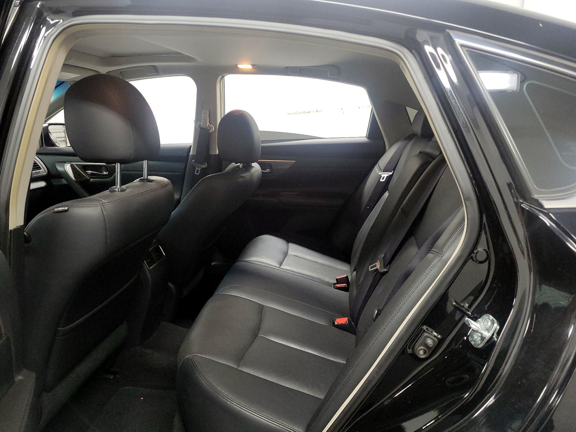 Thumbnail: 2013 Nissan Altima - 17
