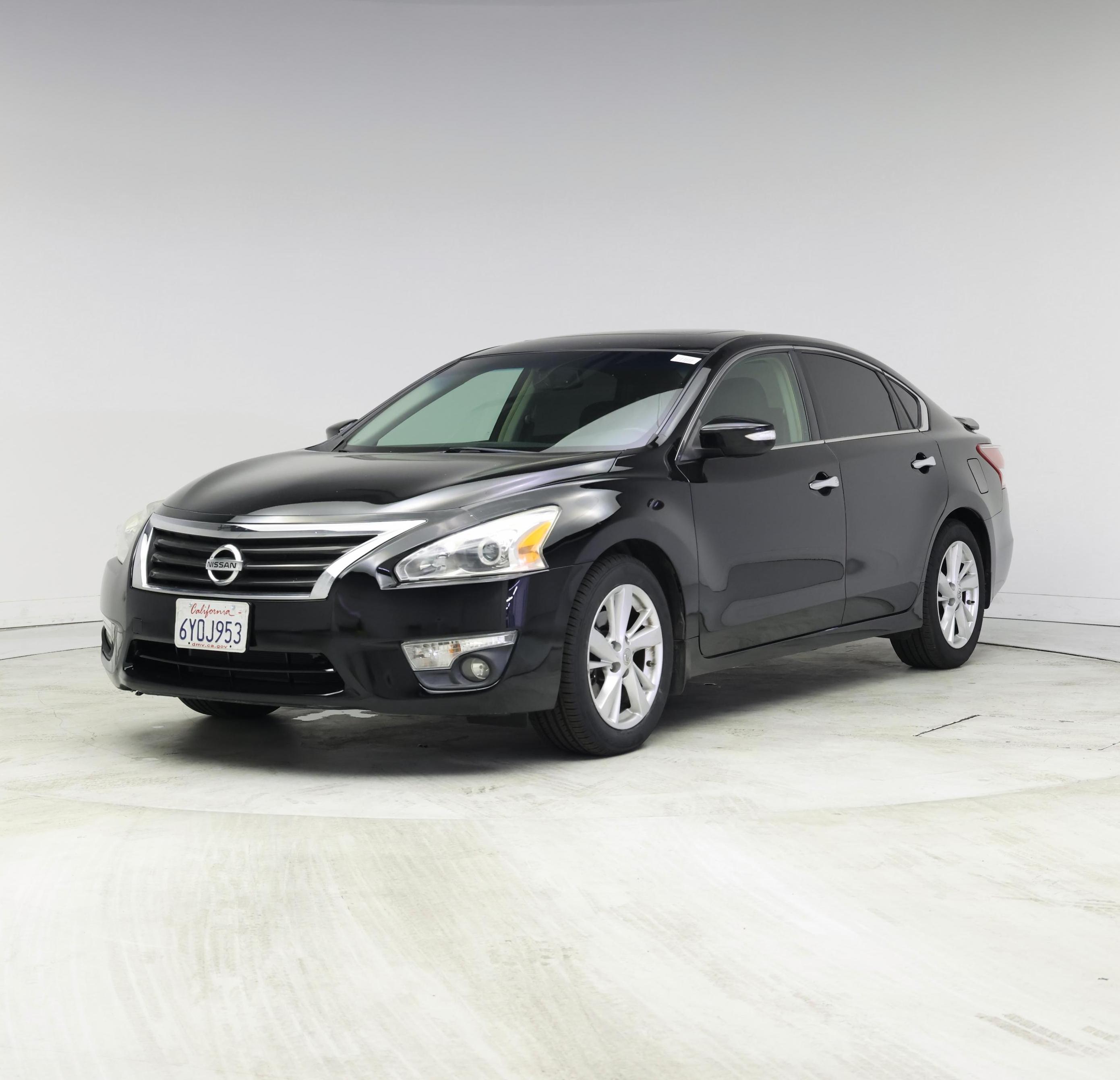 Thumbnail: 2013 Nissan Altima - 4