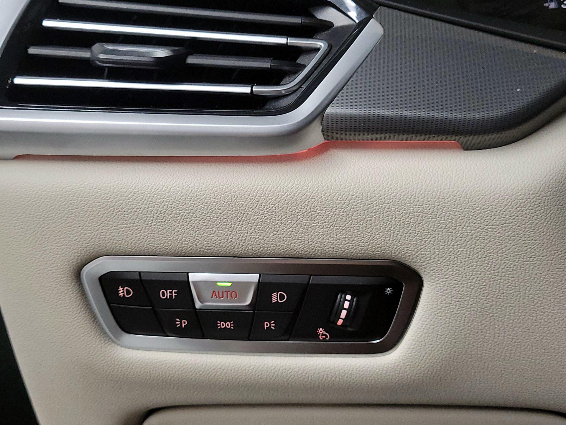 Thumbnail: 2021 BMW X5 - 13