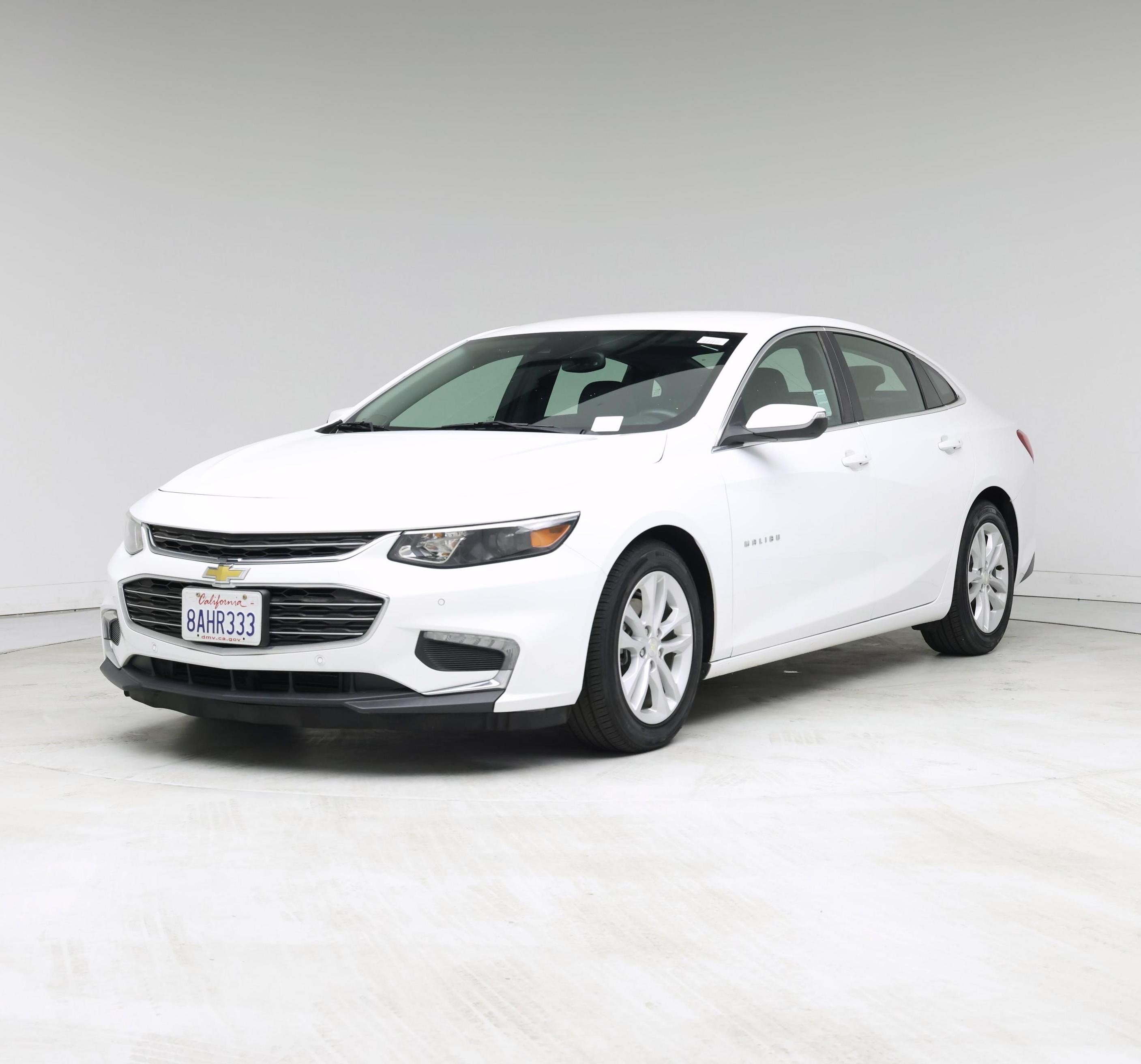 Thumbnail: 2017 Chevrolet Malibu - 4