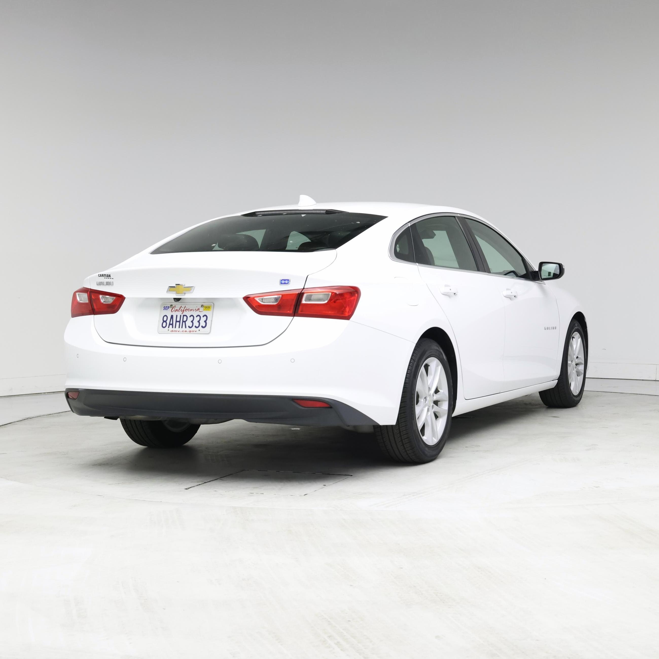 Thumbnail: 2017 Chevrolet Malibu - 8