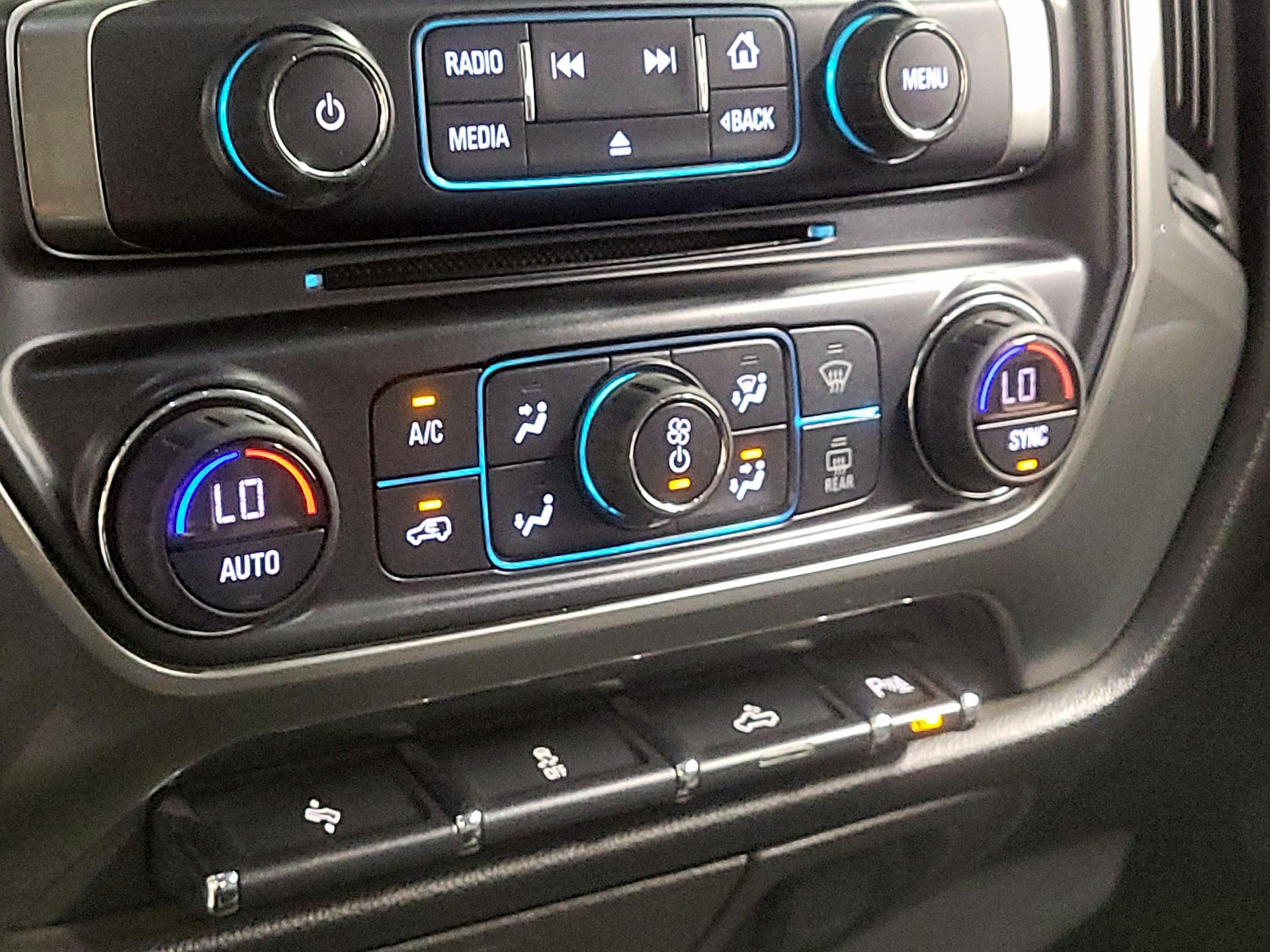Thumbnail: 2017 Chevrolet Silverado 1500 - 14