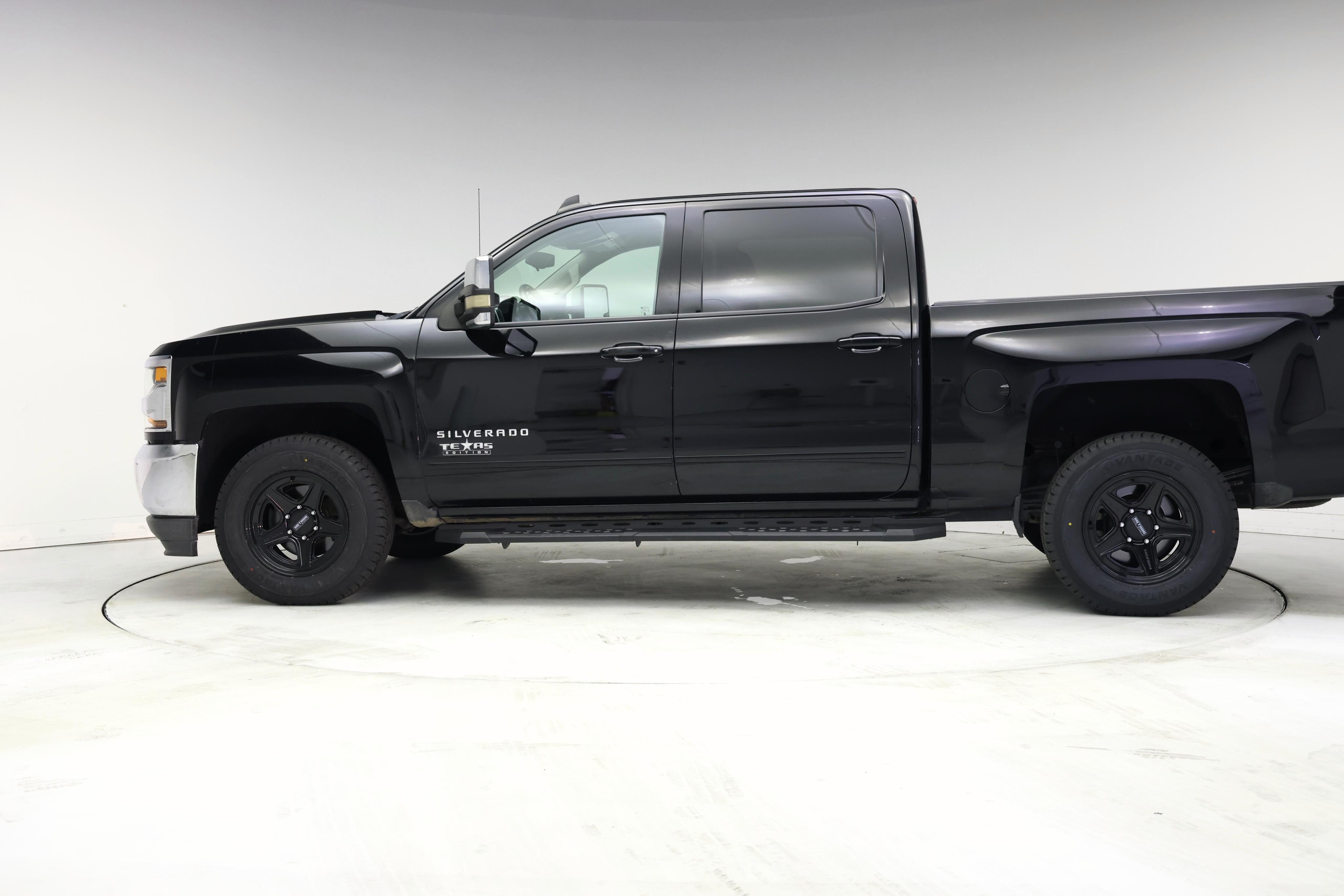 Thumbnail: 2017 Chevrolet Silverado 1500 - 3