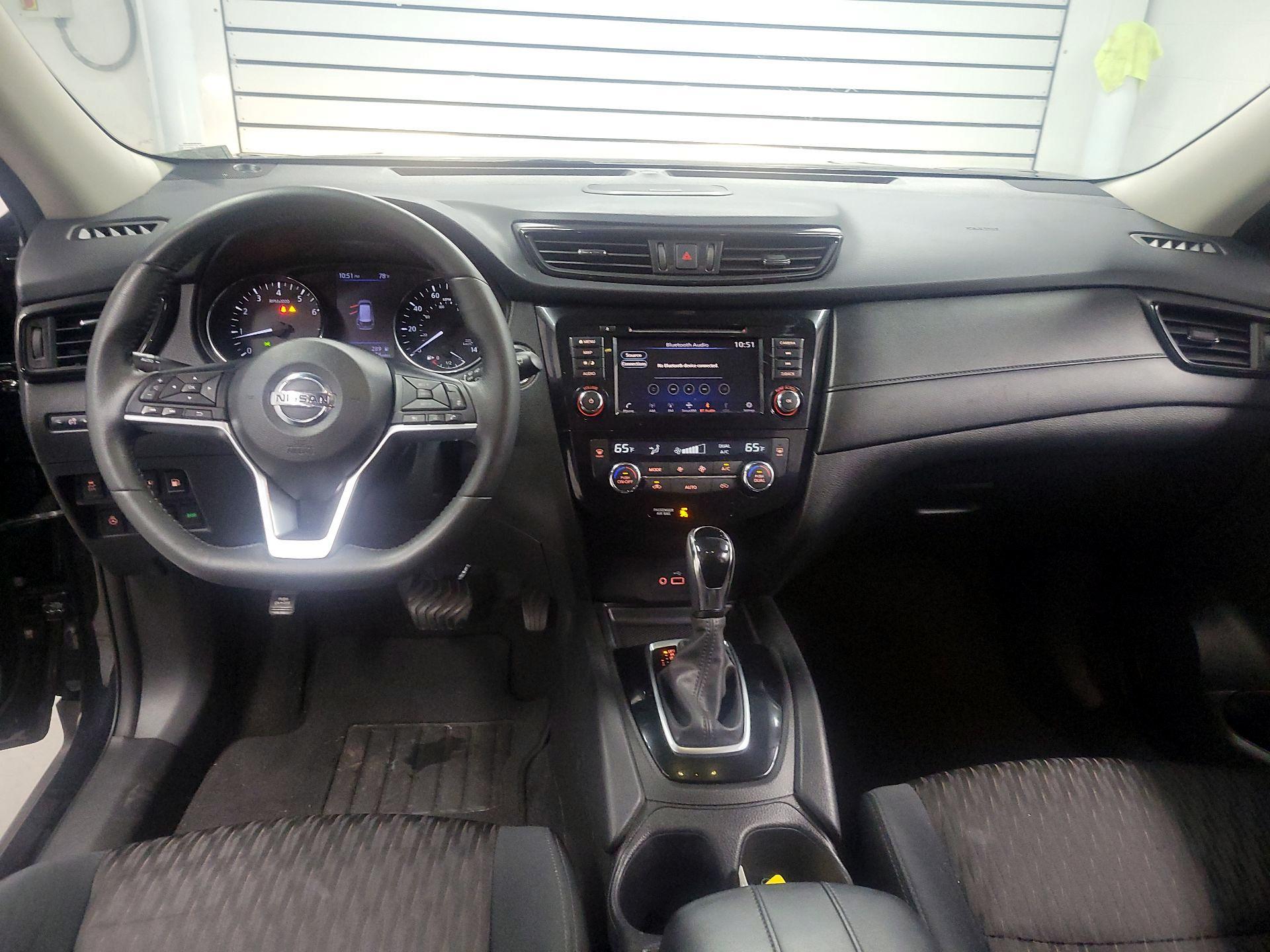 Thumbnail: 2018 Nissan Rogue - 9