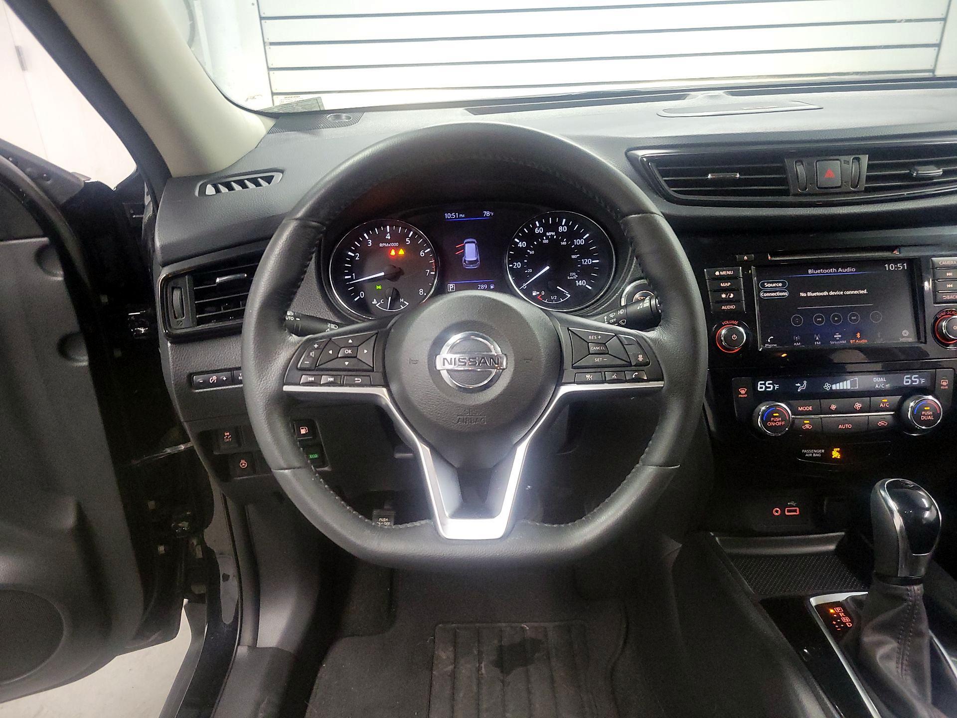 Thumbnail: 2018 Nissan Rogue - 10