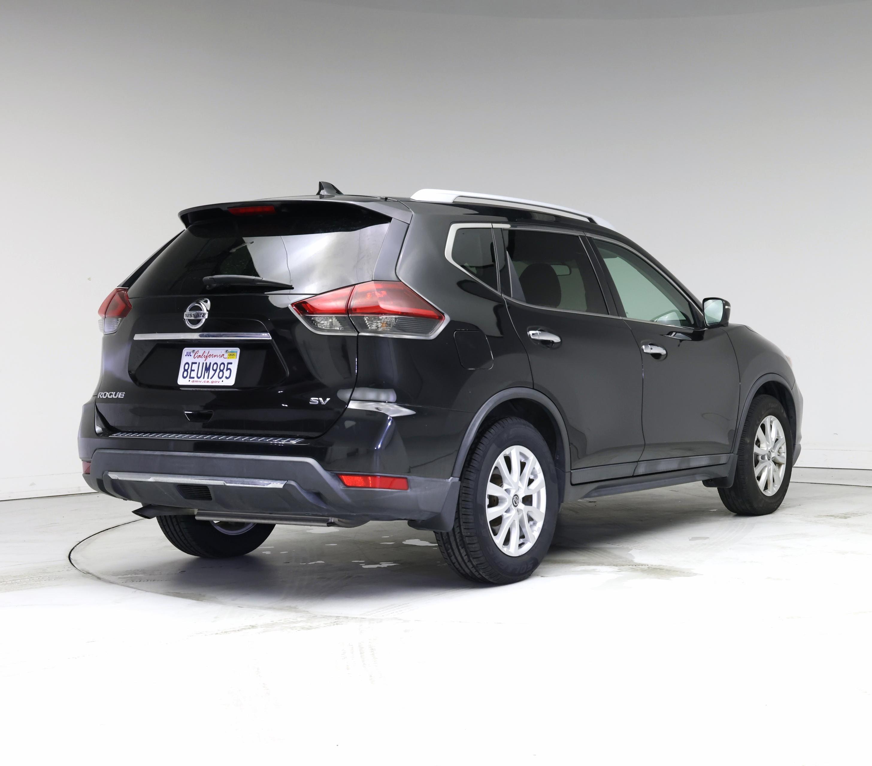 Thumbnail: 2018 Nissan Rogue - 8