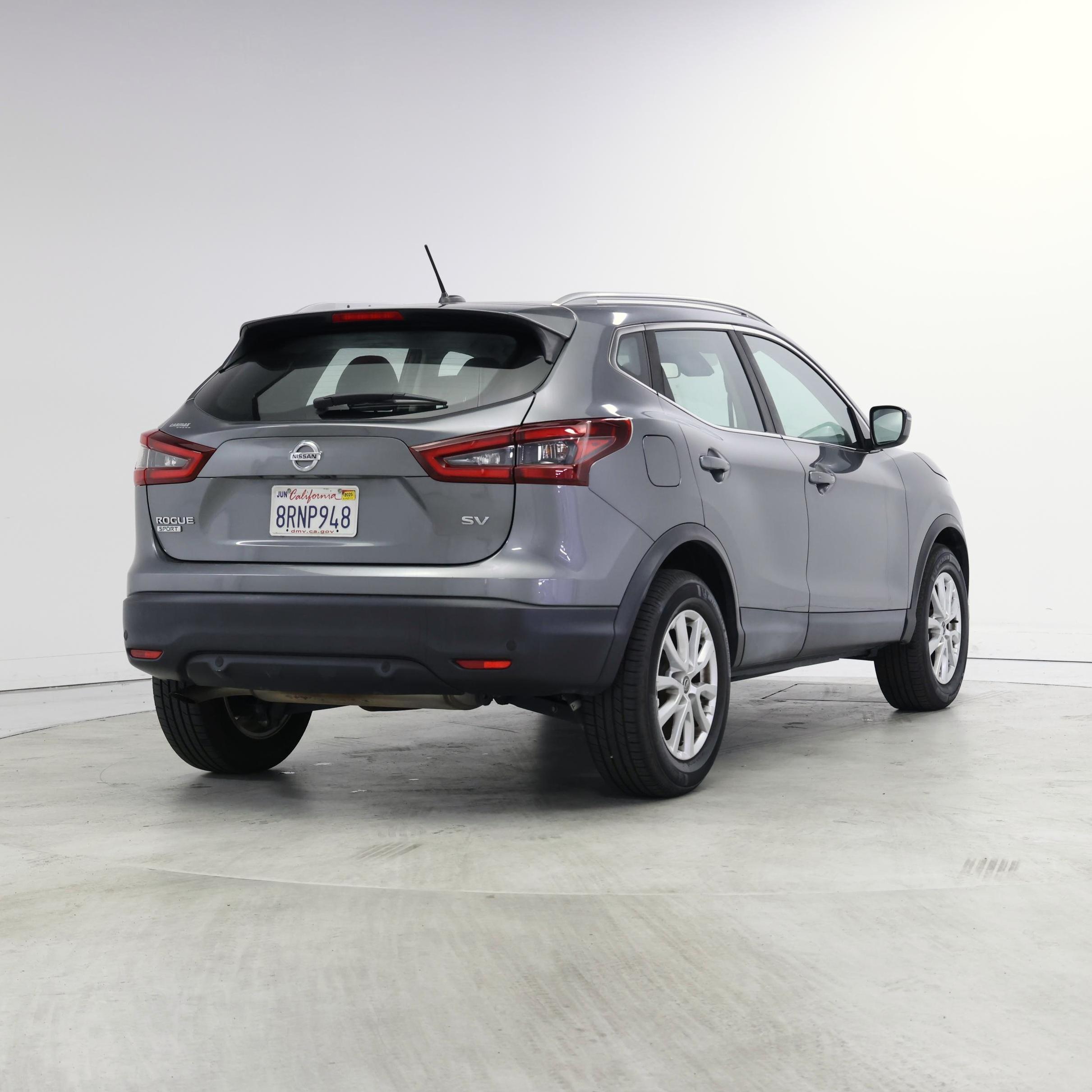 Thumbnail: 2020 Nissan Rogue Sport - 8