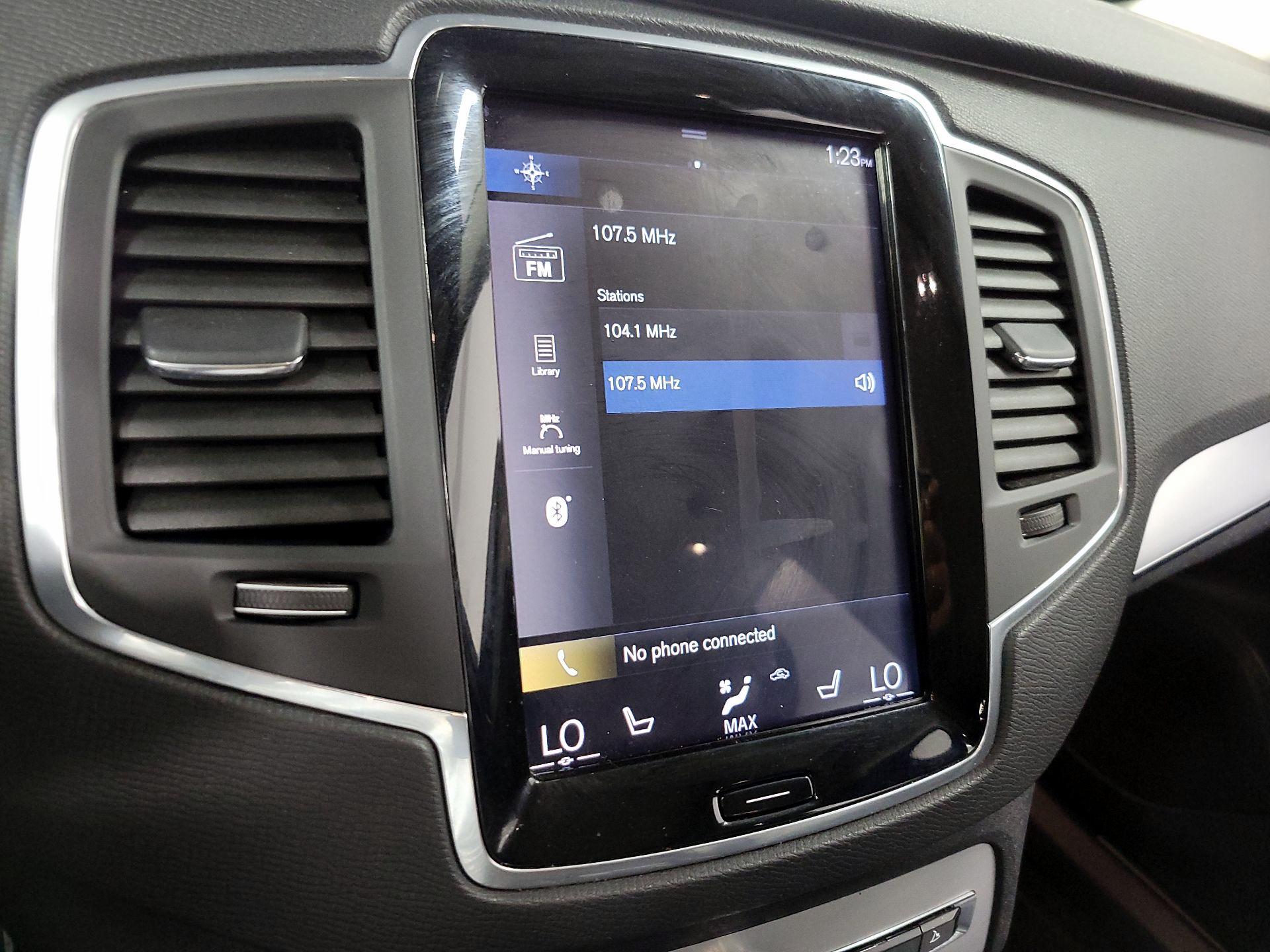 Thumbnail: 2018 Volvo XC90 - 15
