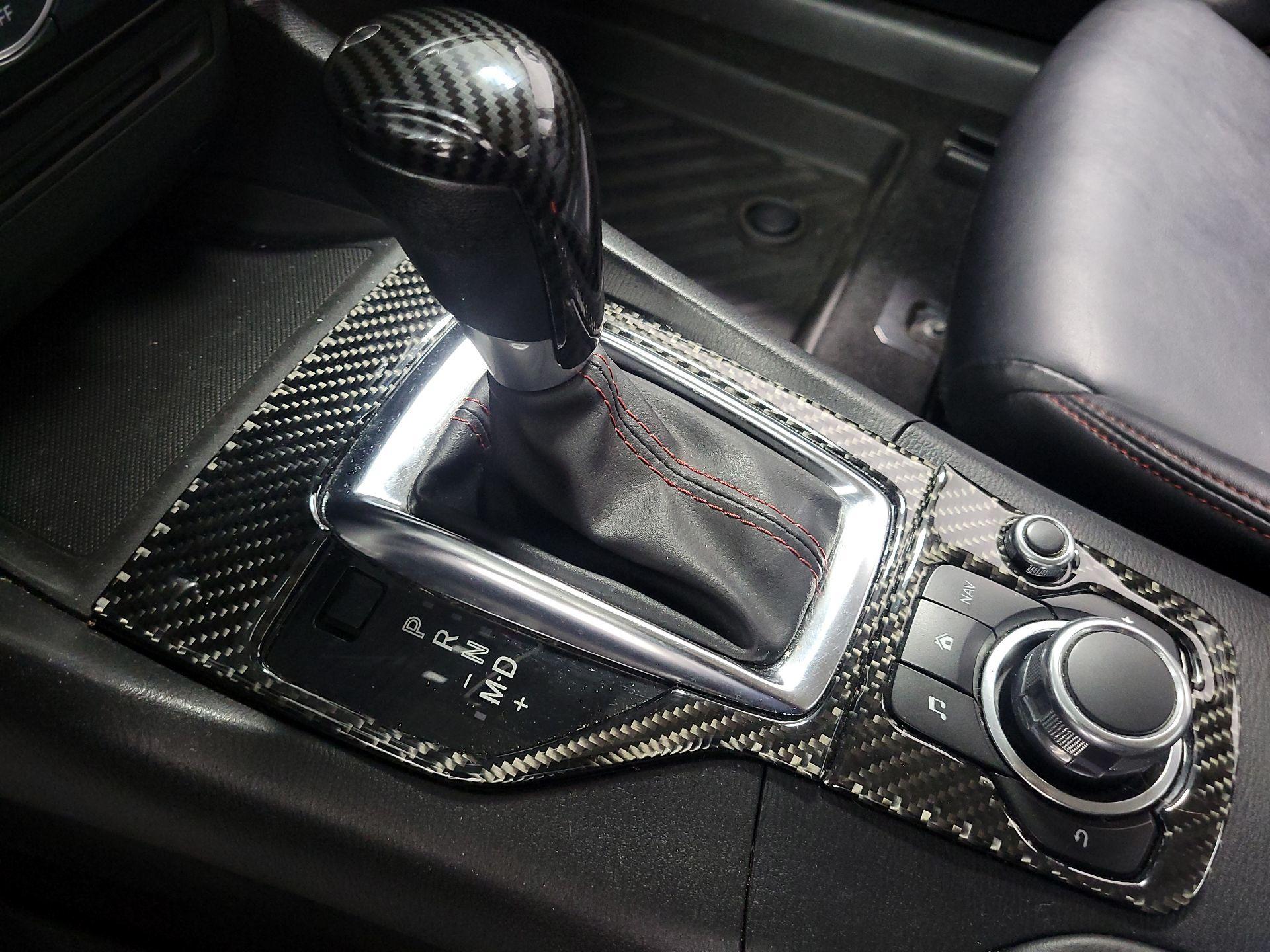Thumbnail: 2016 Mazda Mazda3 - 17