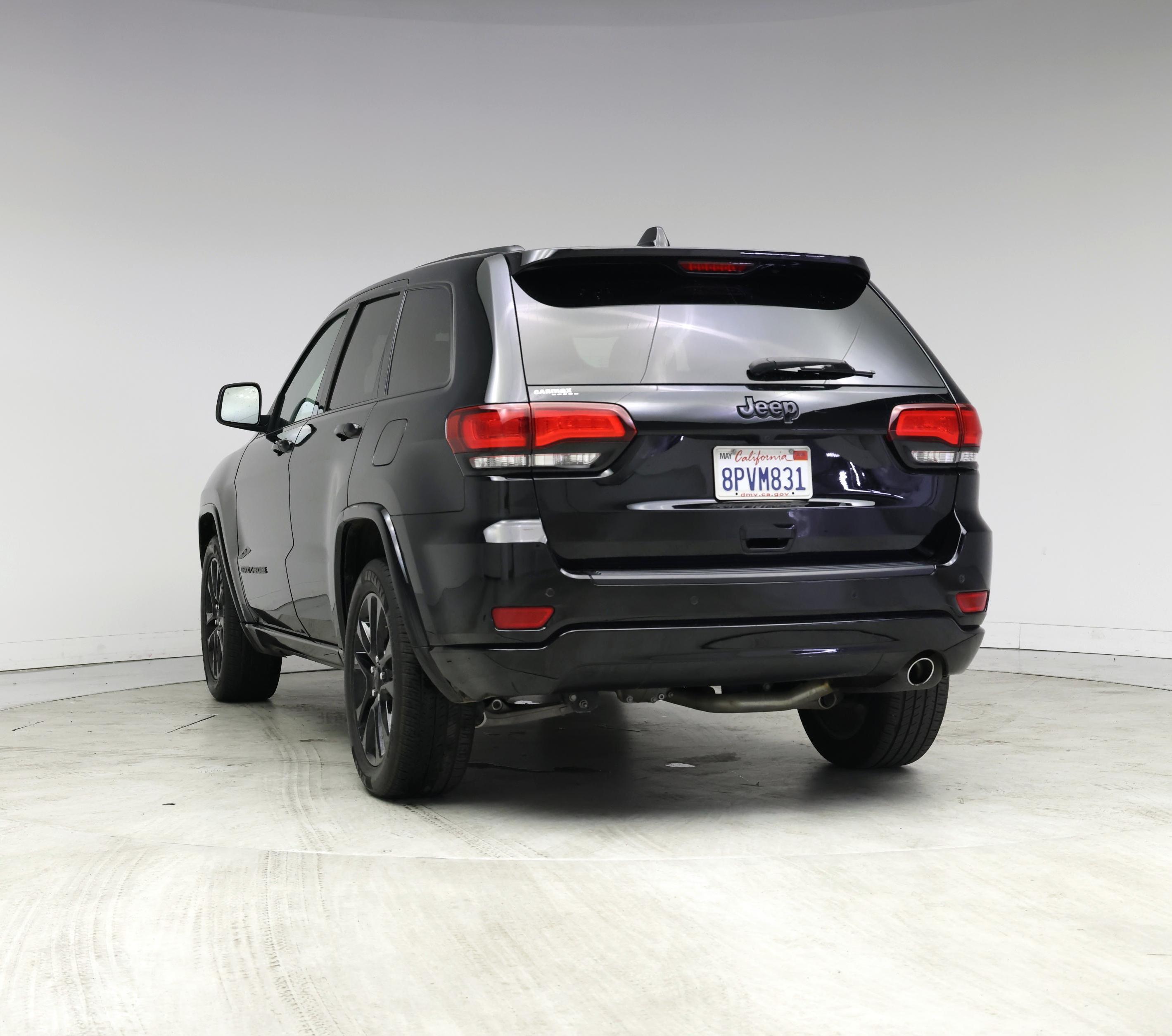 Thumbnail: 2020 Jeep Grand Cherokee - 2