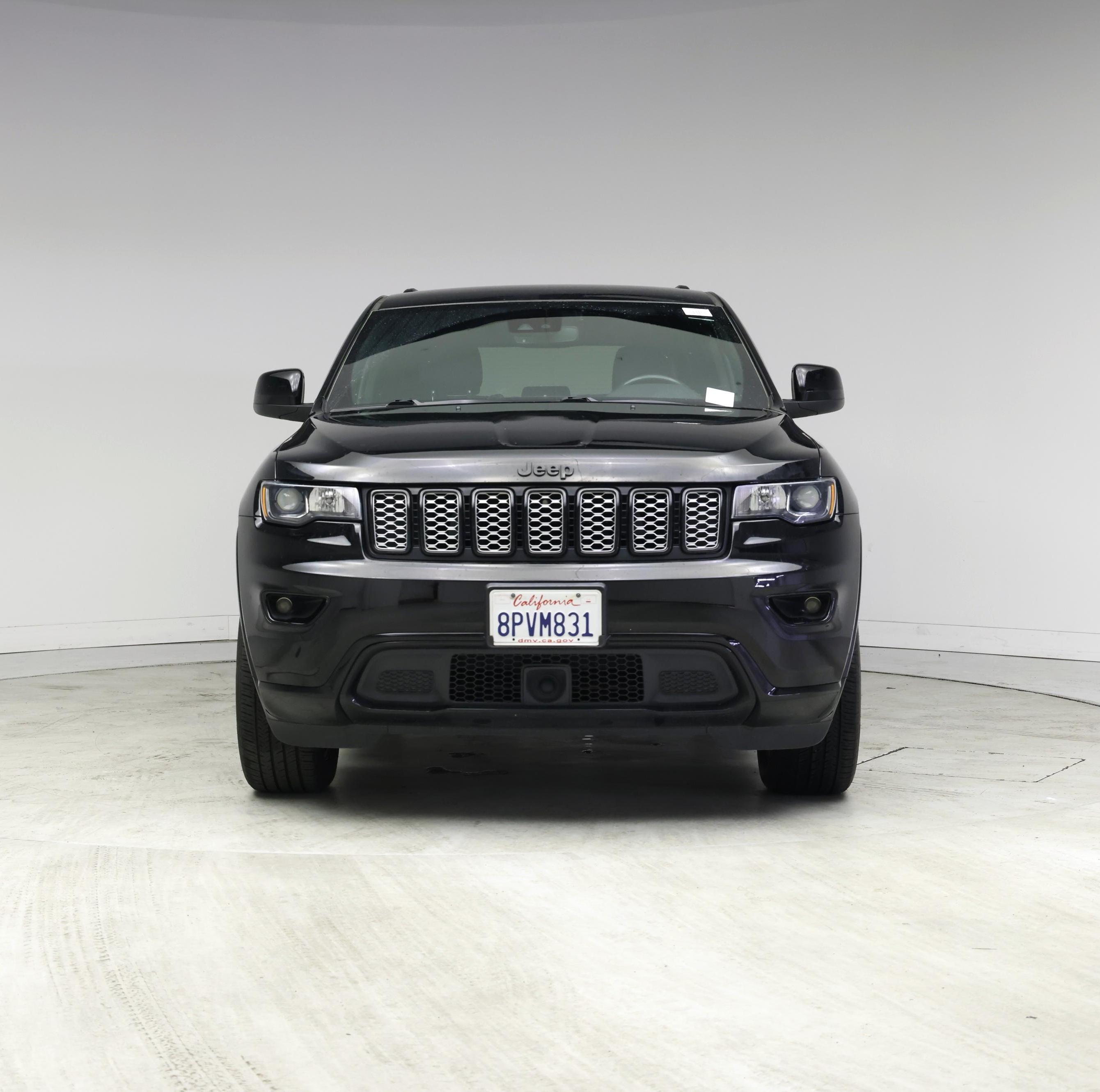 Thumbnail: 2020 Jeep Grand Cherokee - 5