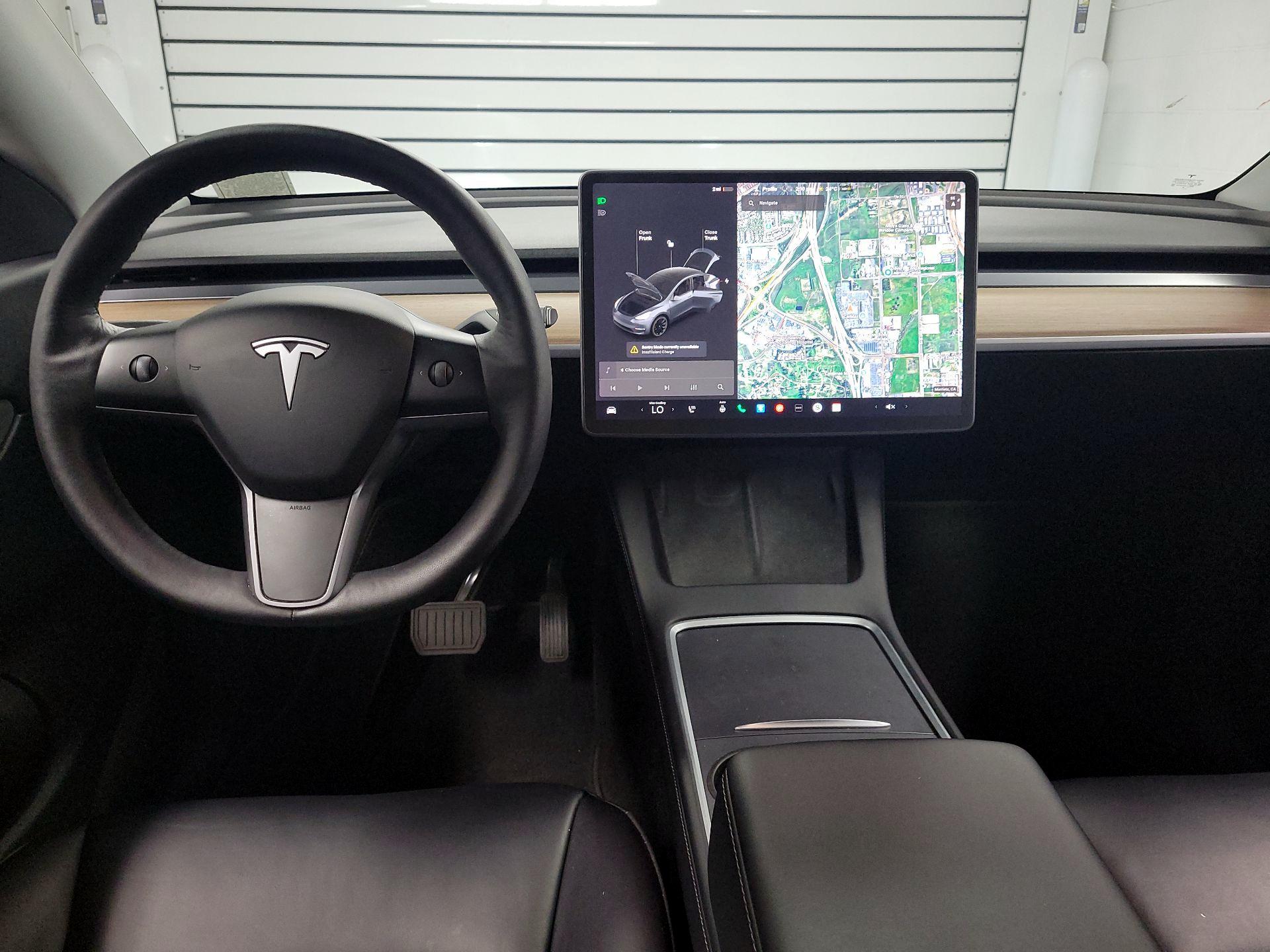 Thumbnail: 2021 Tesla Model Y - 9