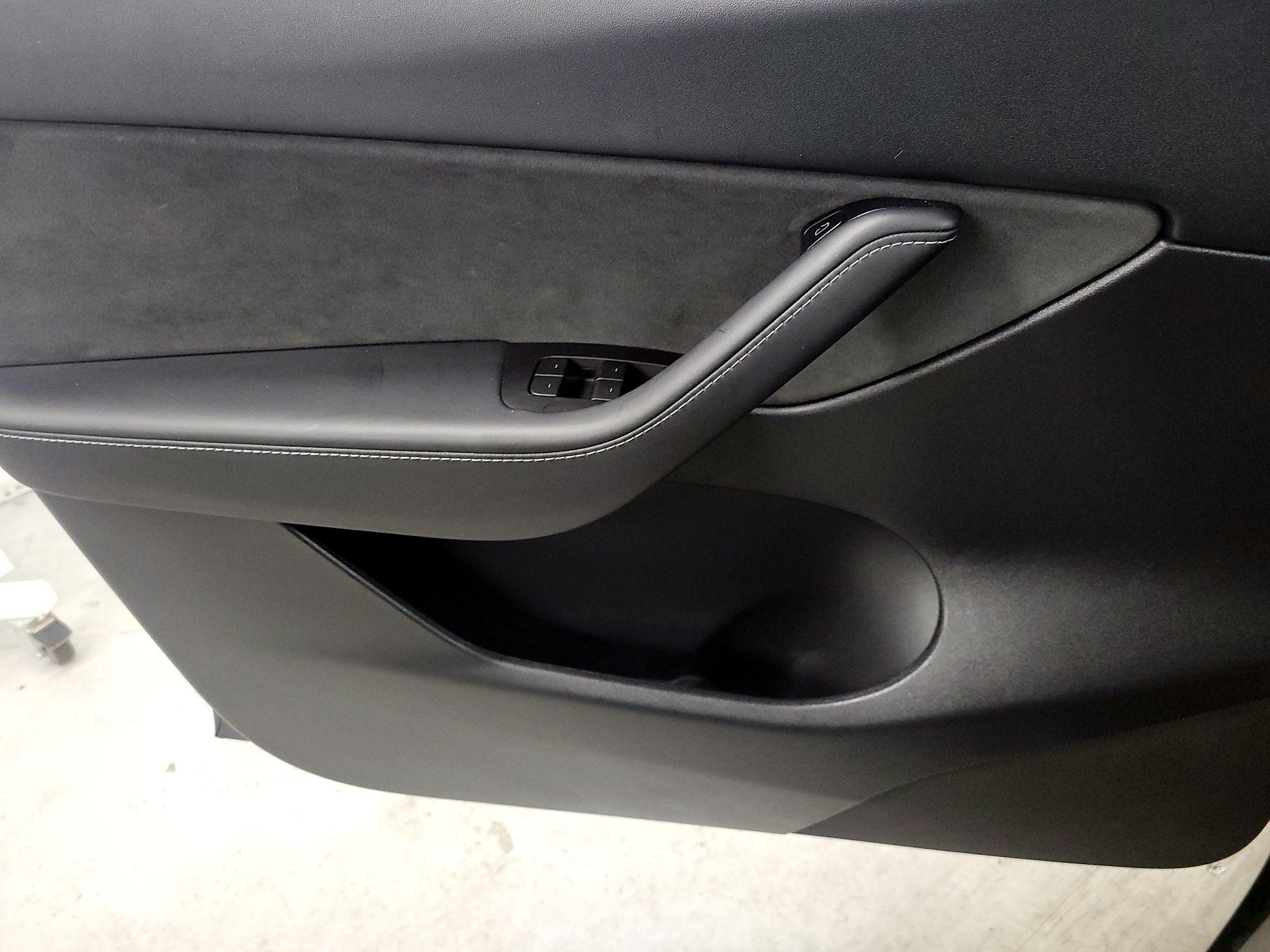 Thumbnail: 2021 Tesla Model Y - 12