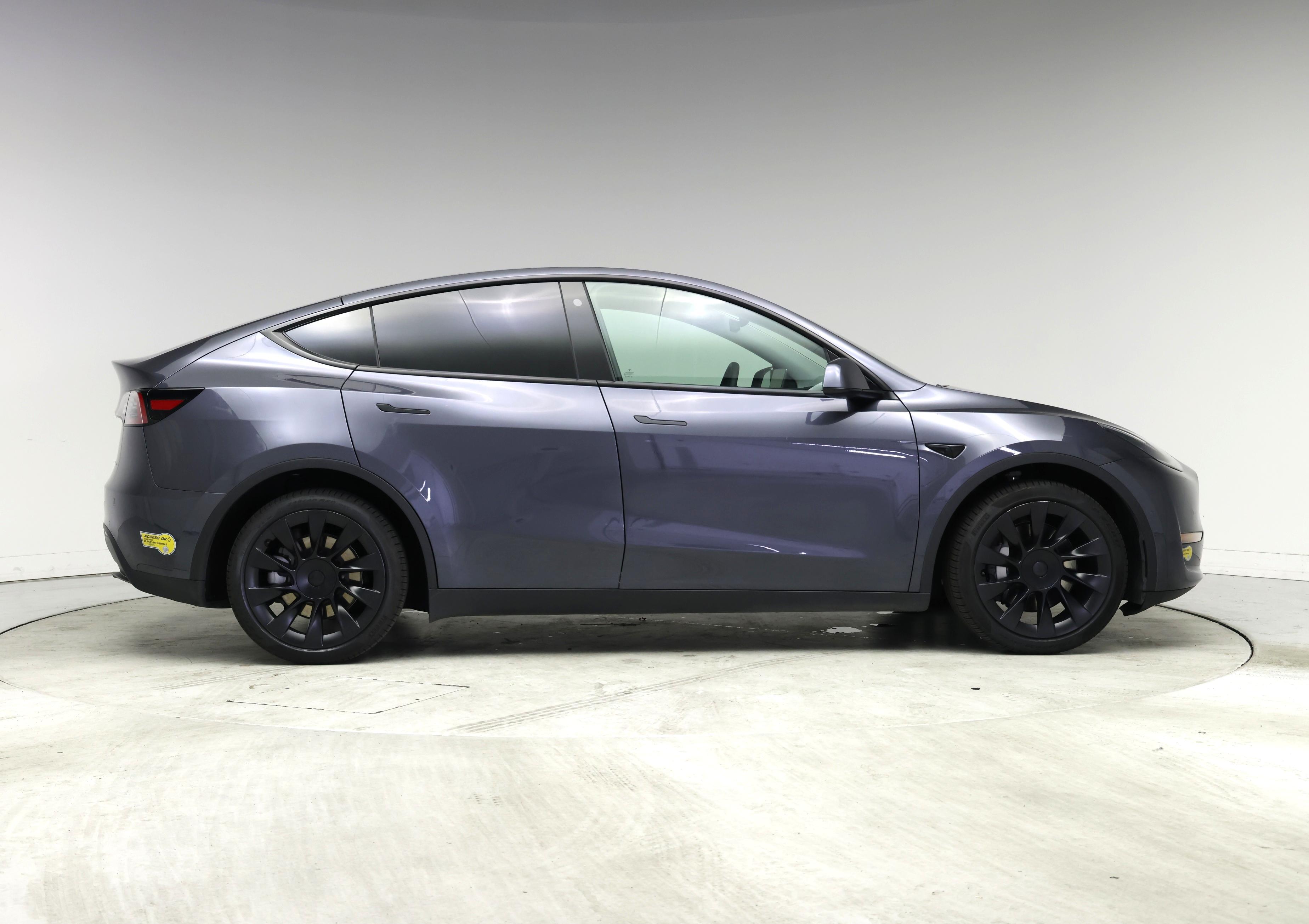 Thumbnail: 2021 Tesla Model Y - 7