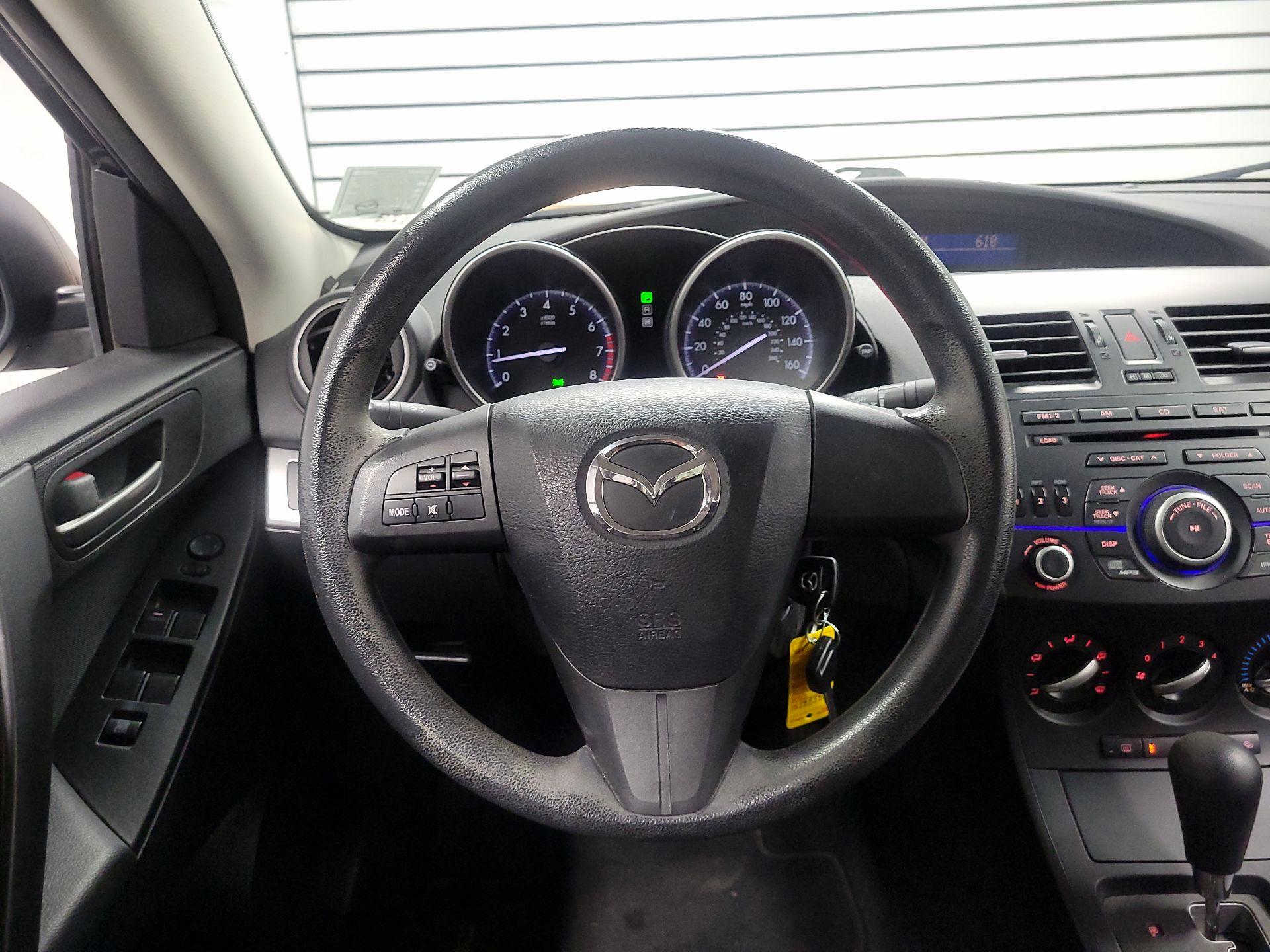 Thumbnail: 2013 Mazda Mazda3 - 10