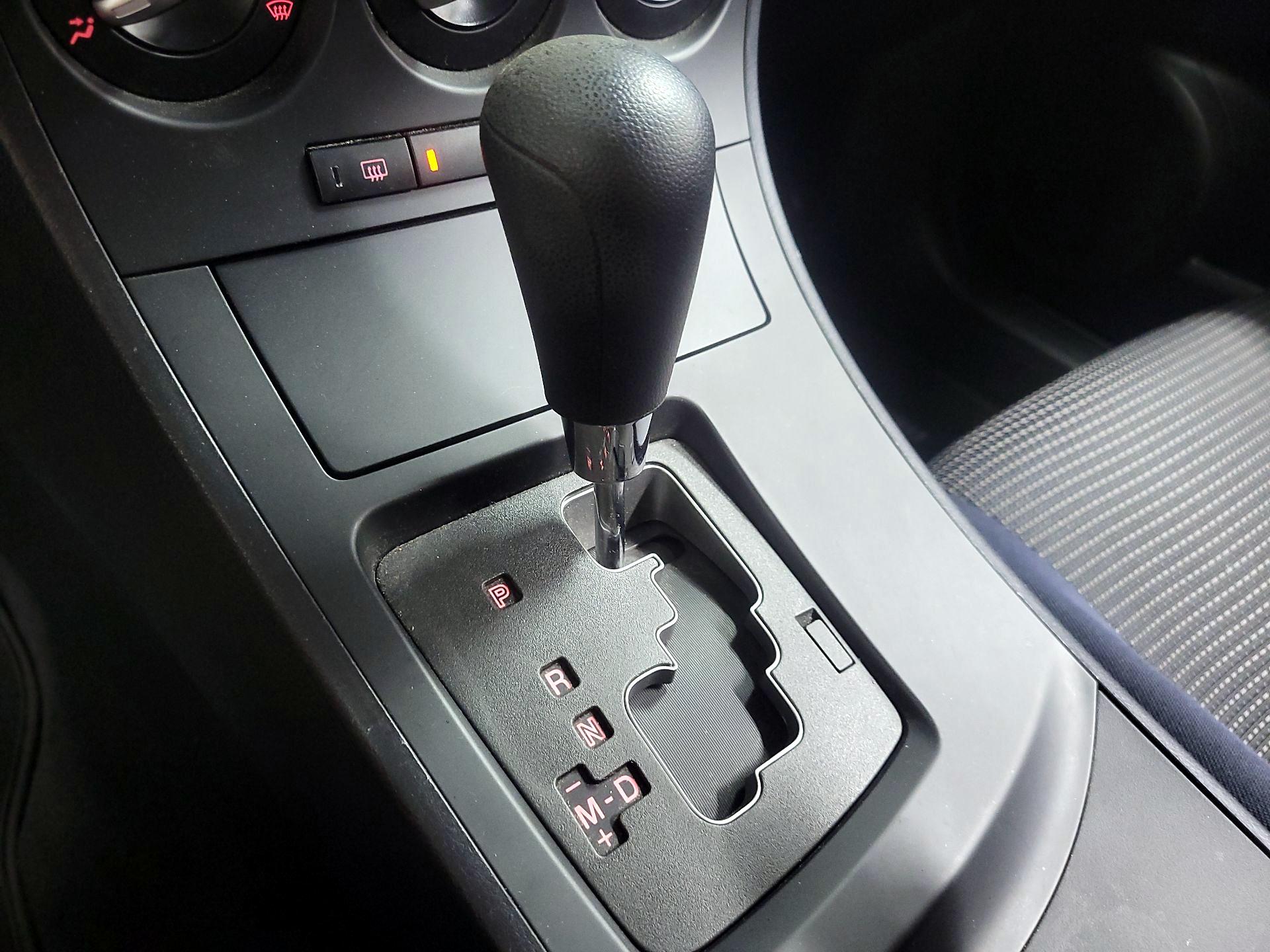Thumbnail: 2013 Mazda Mazda3 - 15