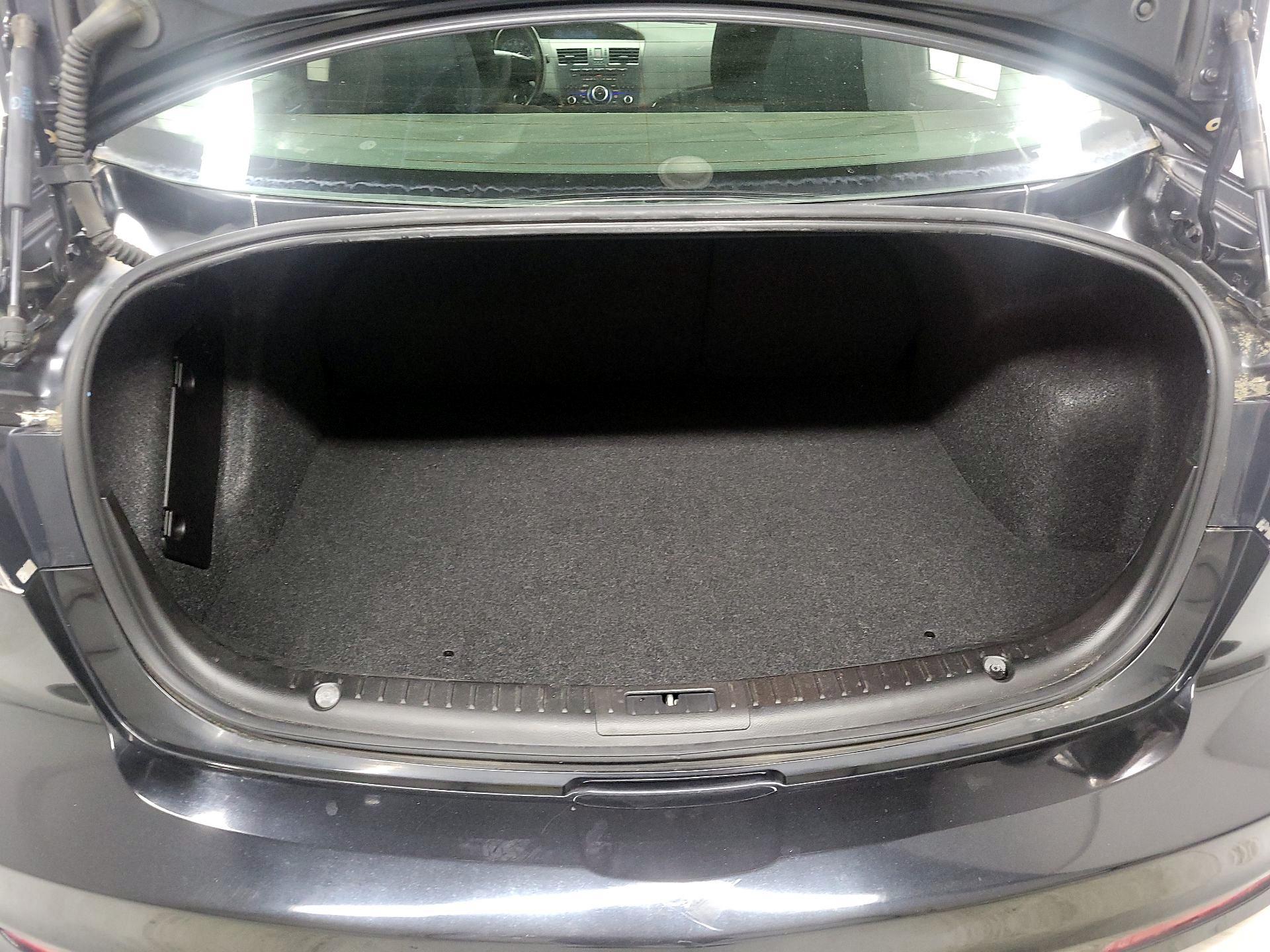 Thumbnail: 2013 Mazda Mazda3 - 17