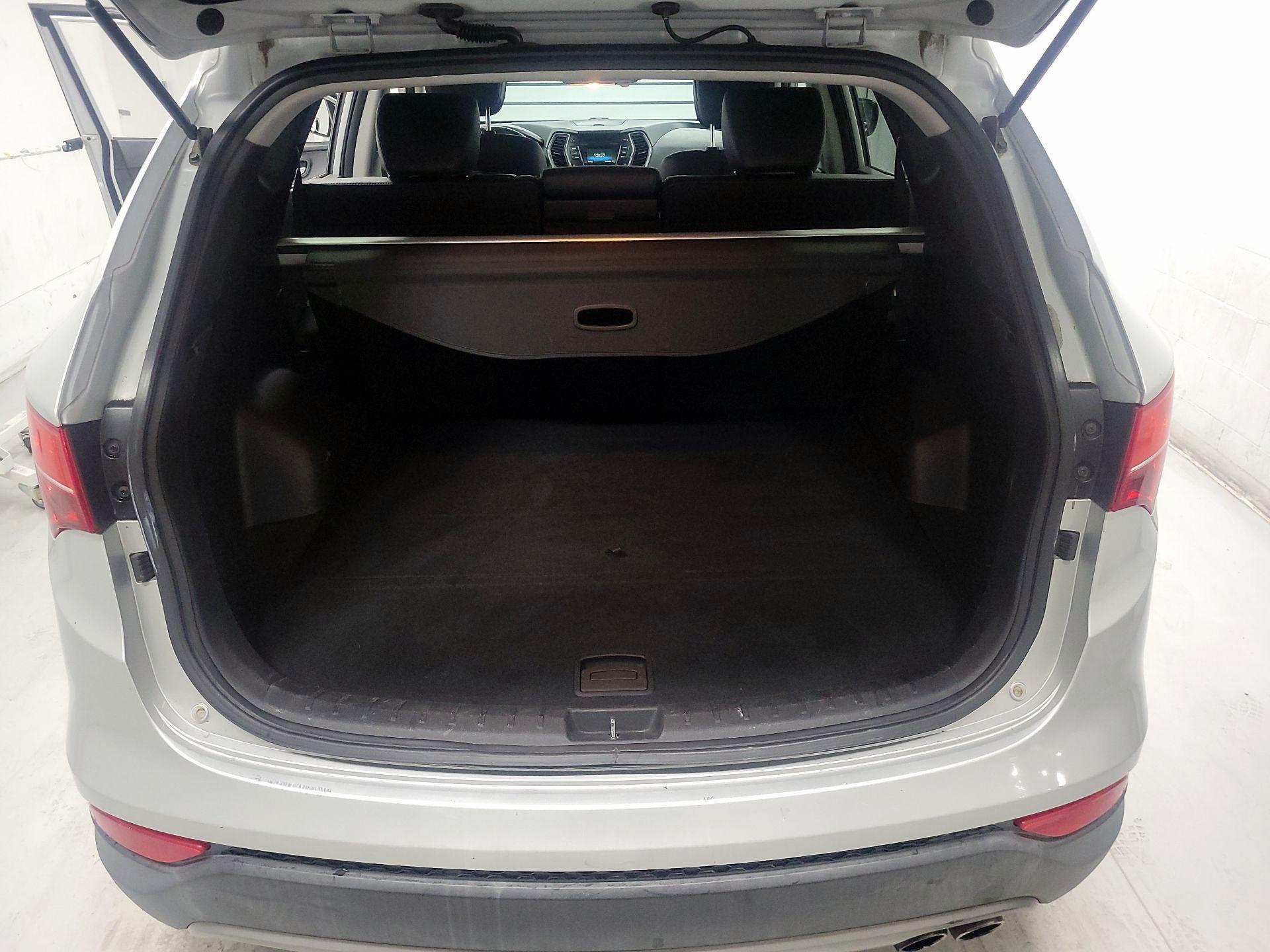 Thumbnail: 2013 Hyundai Santa Fe - 18