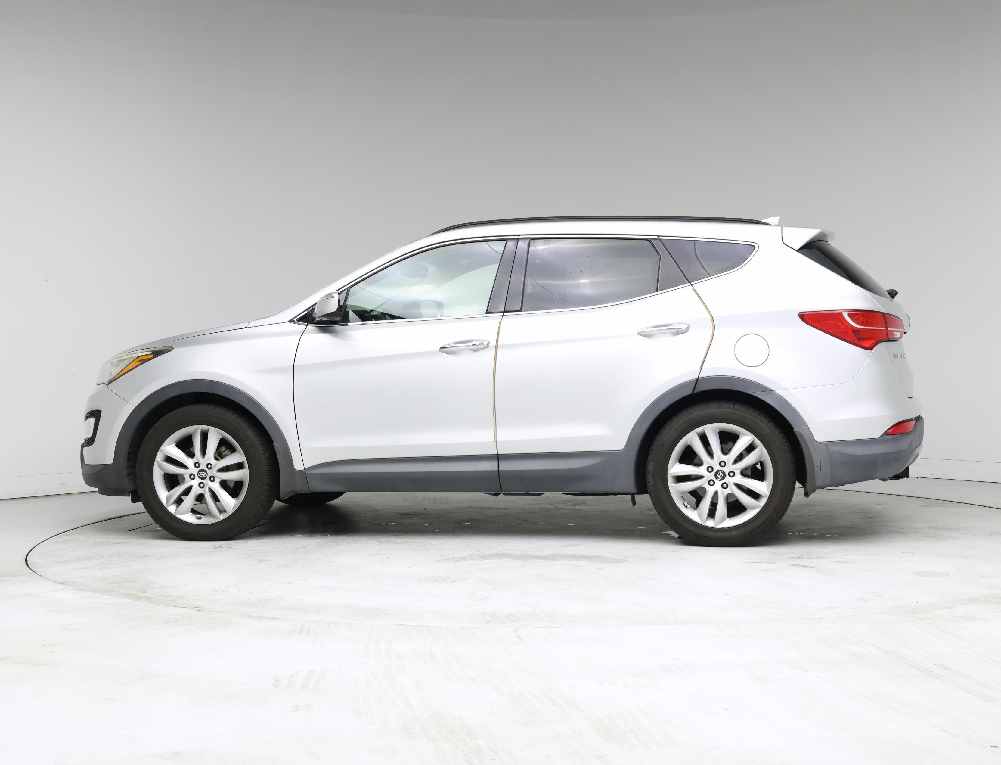 Thumbnail: 2013 Hyundai Santa Fe - 3