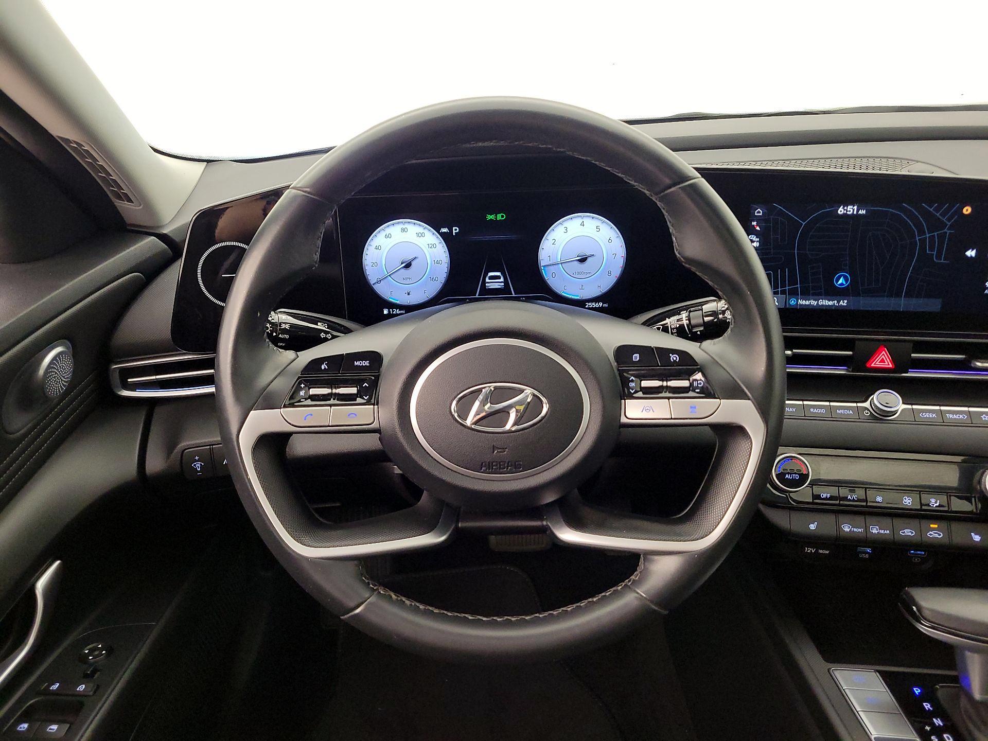 Thumbnail: 2023 Hyundai Elantra - 10