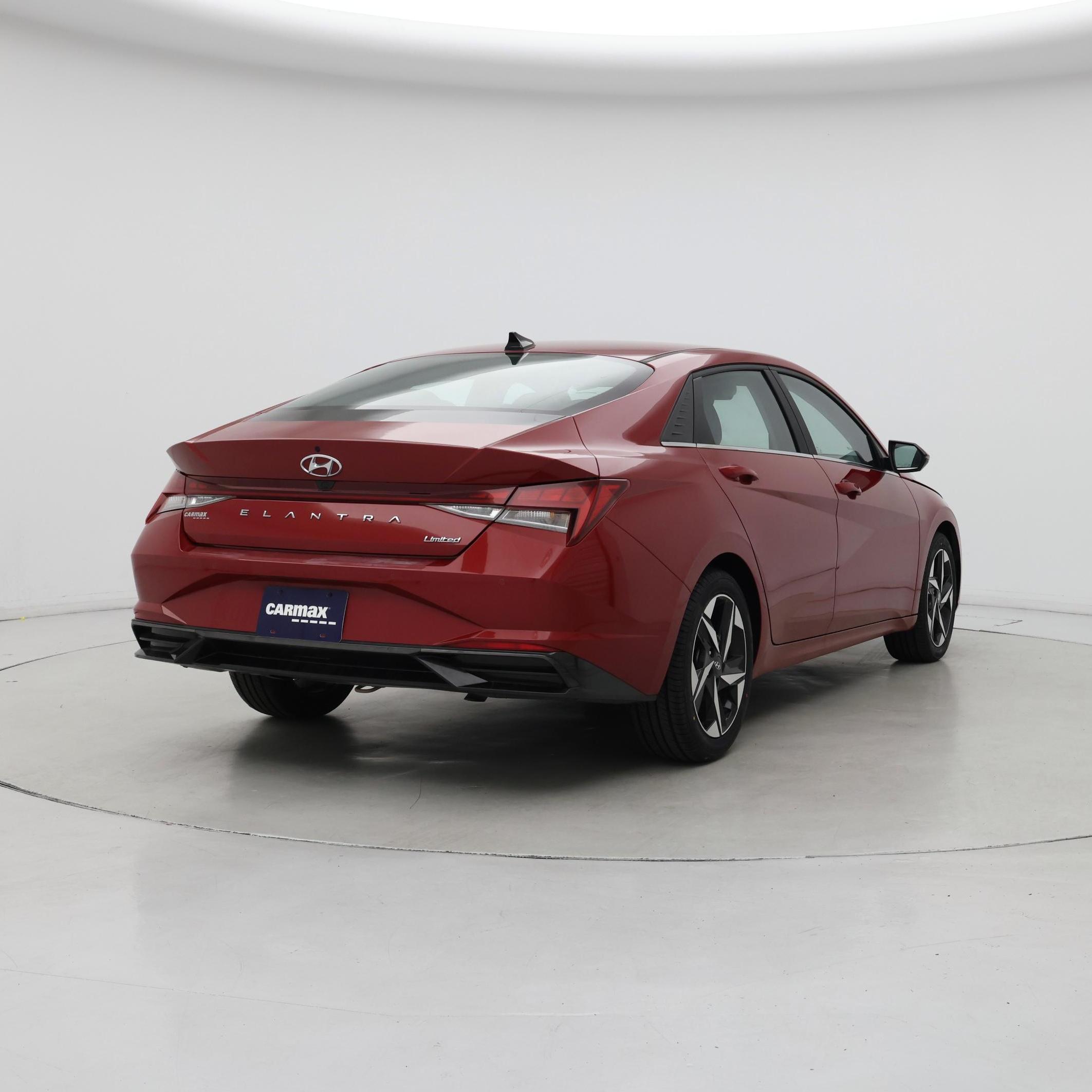 Thumbnail: 2023 Hyundai Elantra - 8