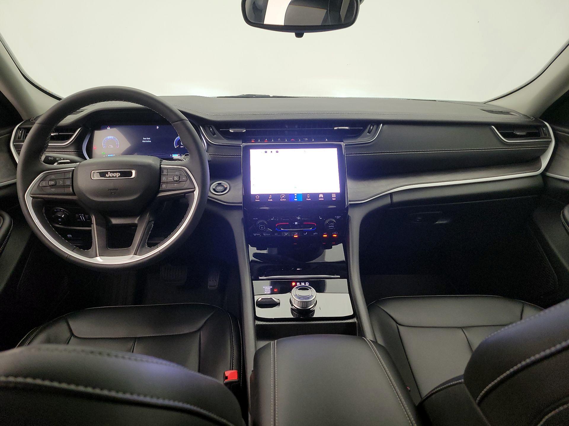 Thumbnail: 2023 Jeep Grand Cherokee - 9