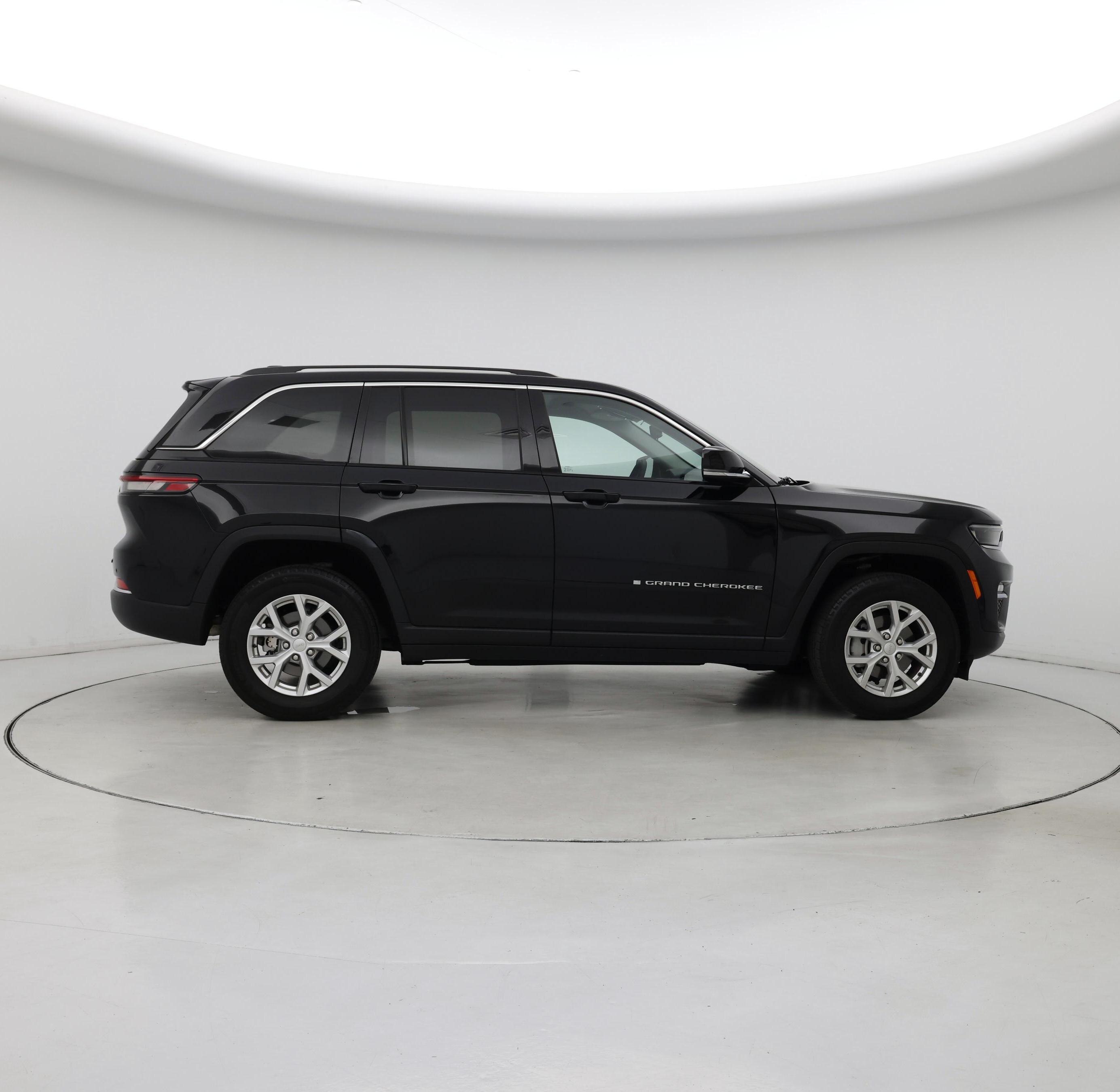 Thumbnail: 2023 Jeep Grand Cherokee - 7