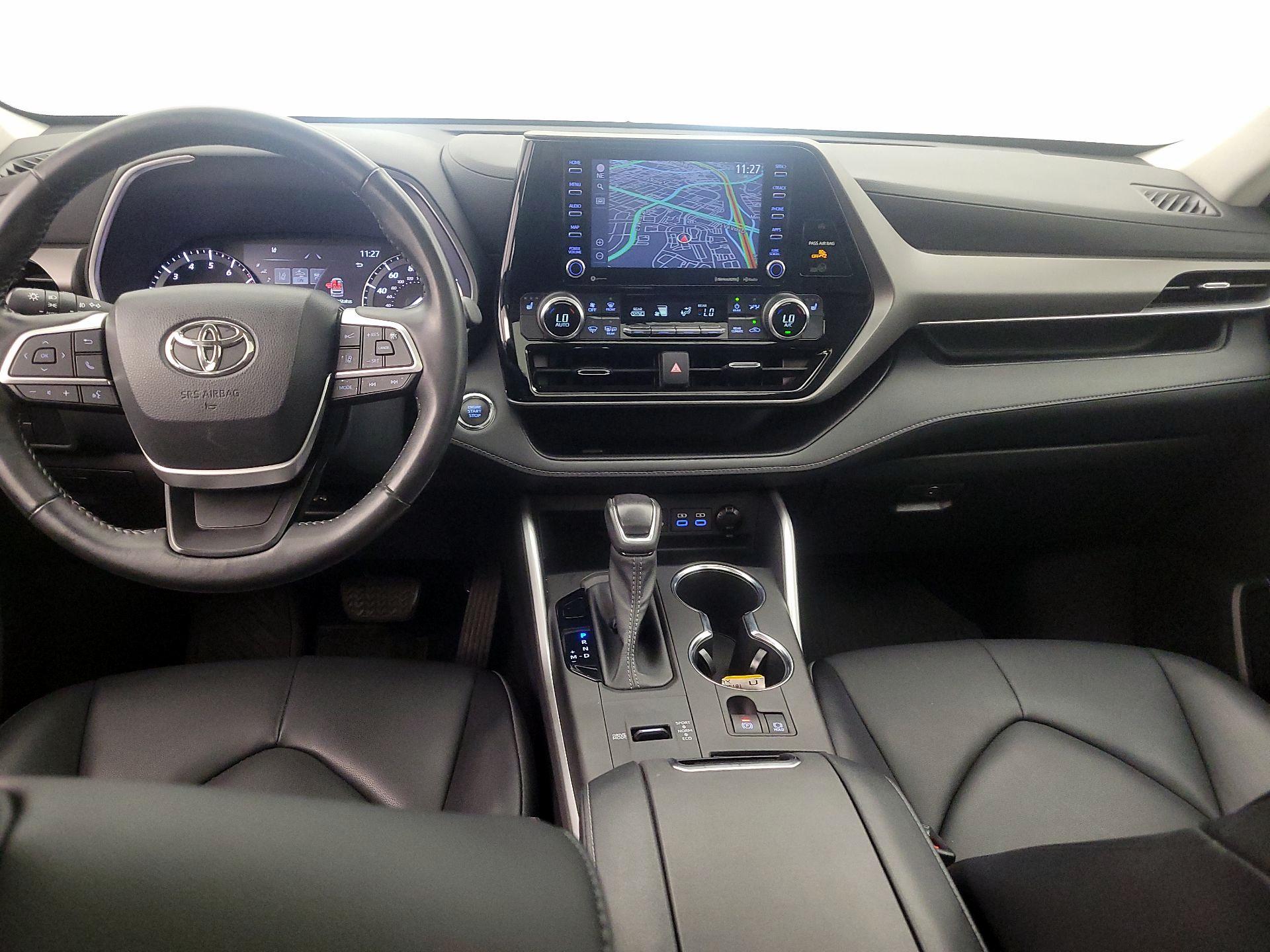 Thumbnail: 2022 Toyota Highlander - 9