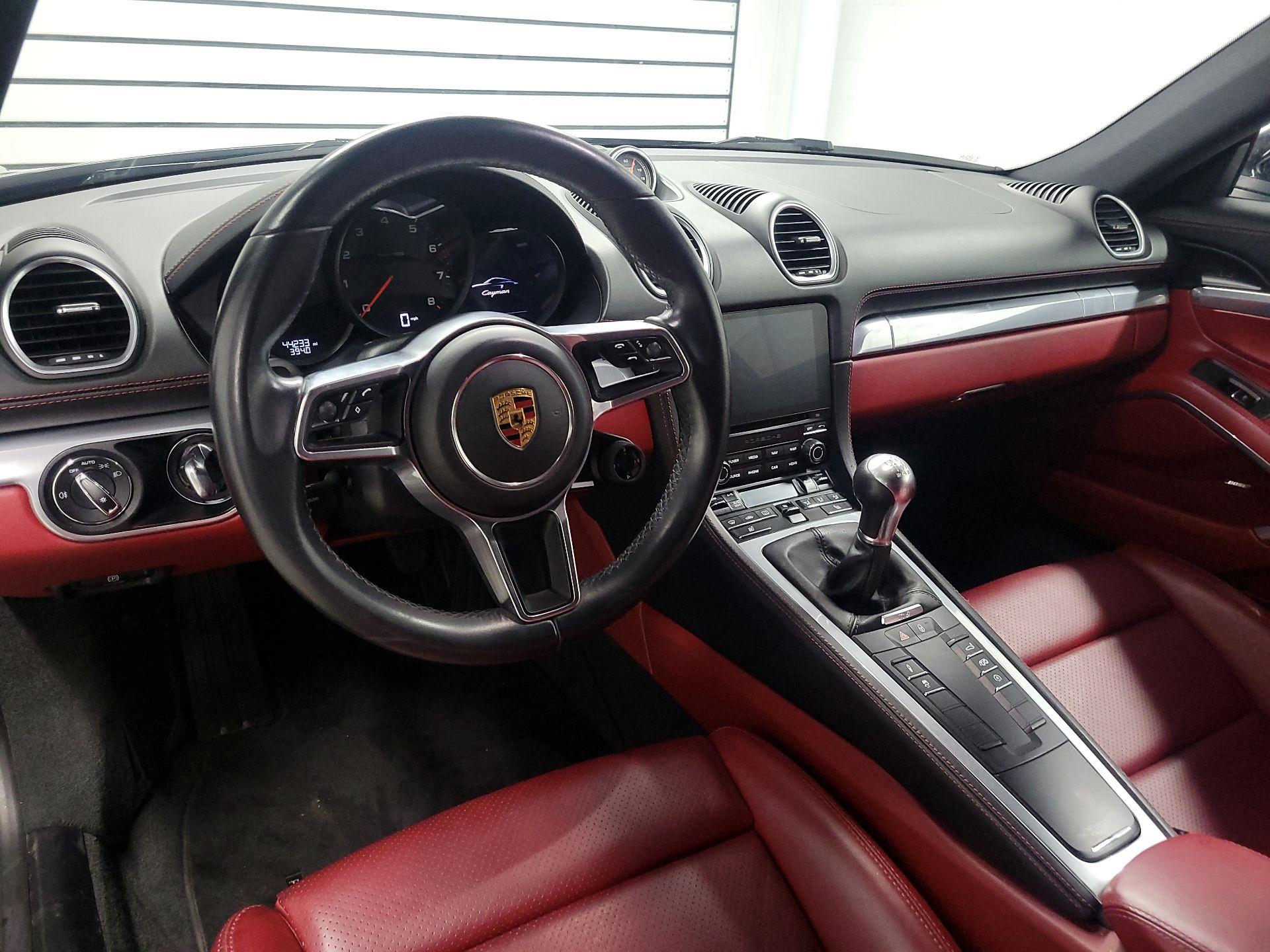Thumbnail: 2017 Porsche 718 Cayman - 9