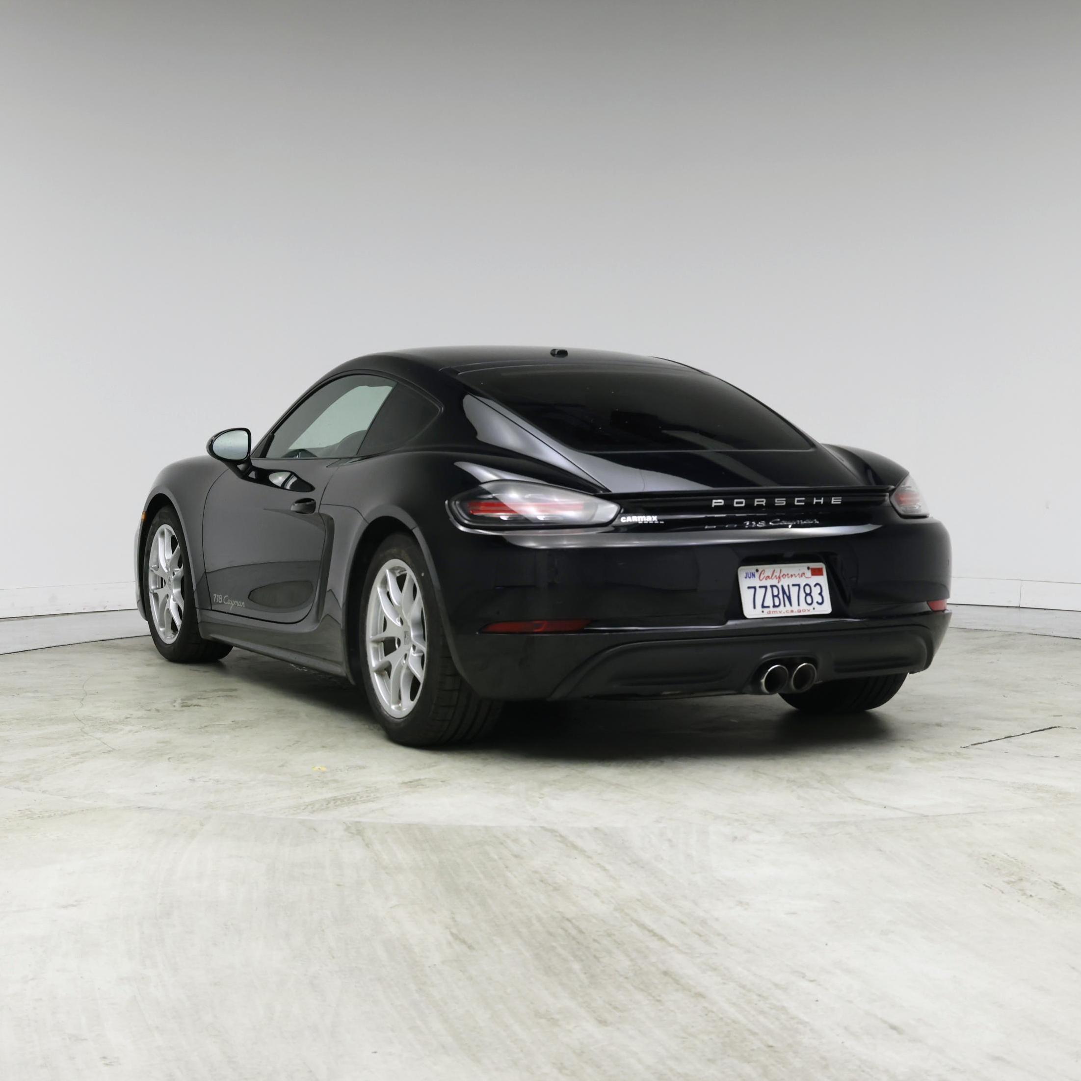 Thumbnail: 2017 Porsche 718 Cayman - 2