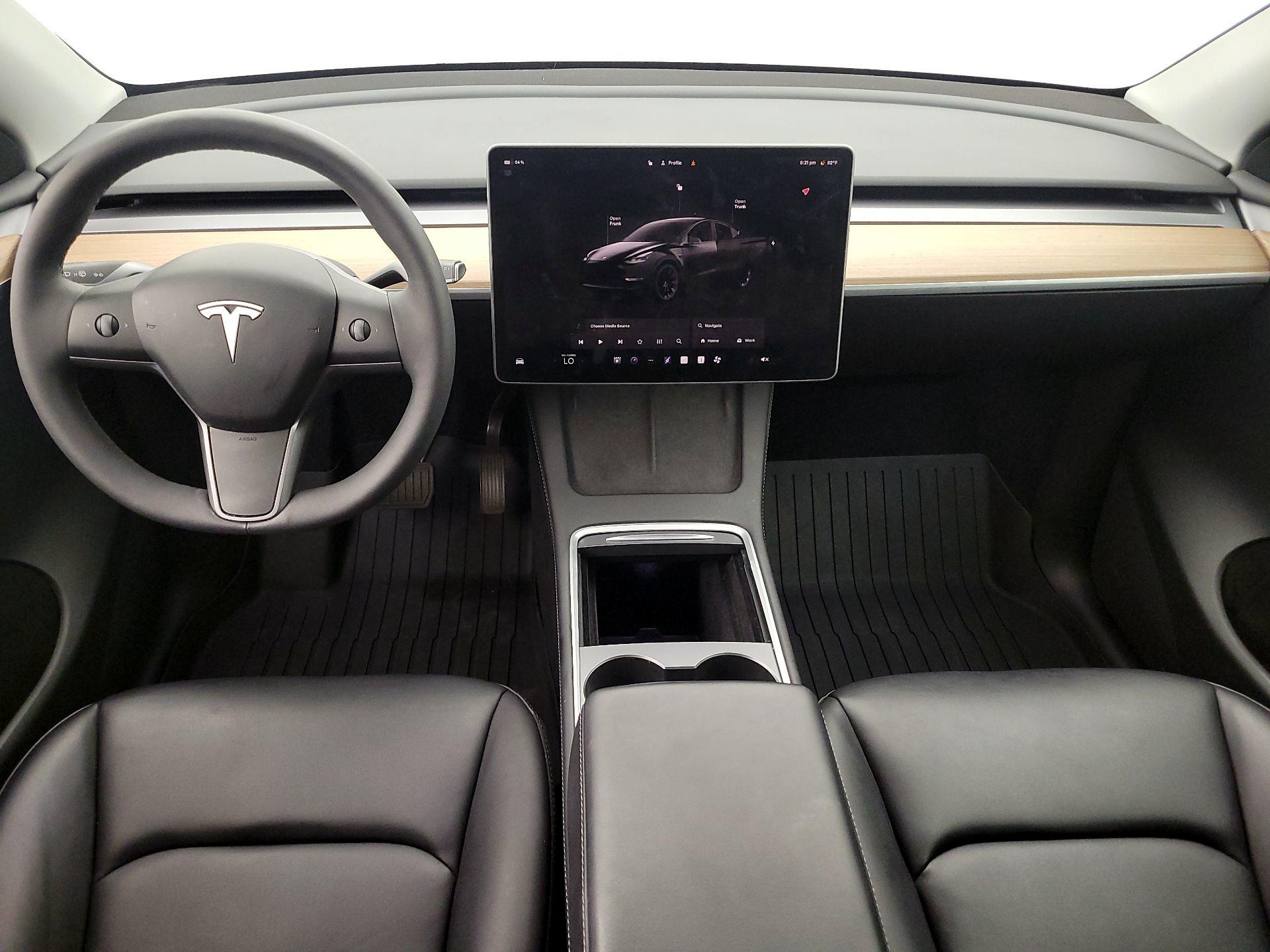 Thumbnail: 2024 Tesla Model Y - 9