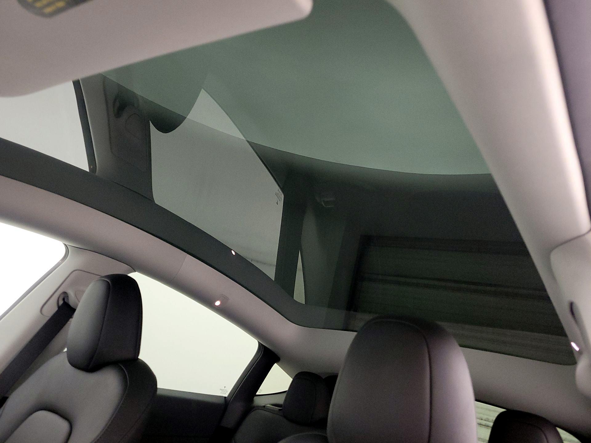 Thumbnail: 2024 Tesla Model Y - 18