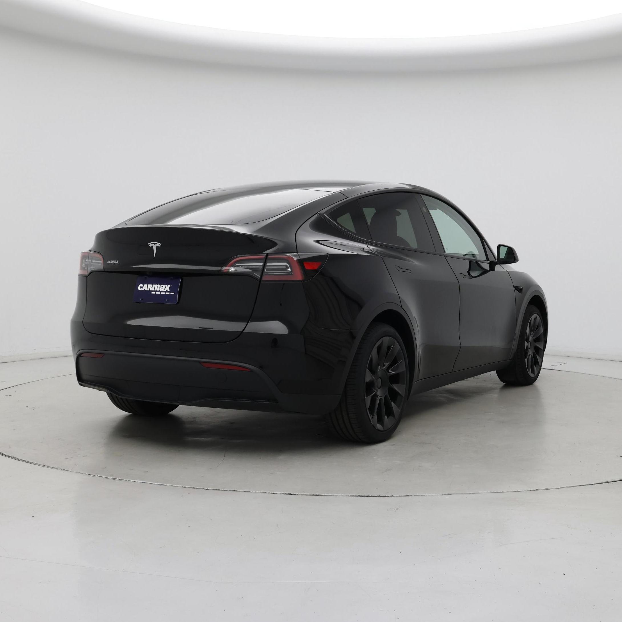 Thumbnail: 2024 Tesla Model Y - 8
