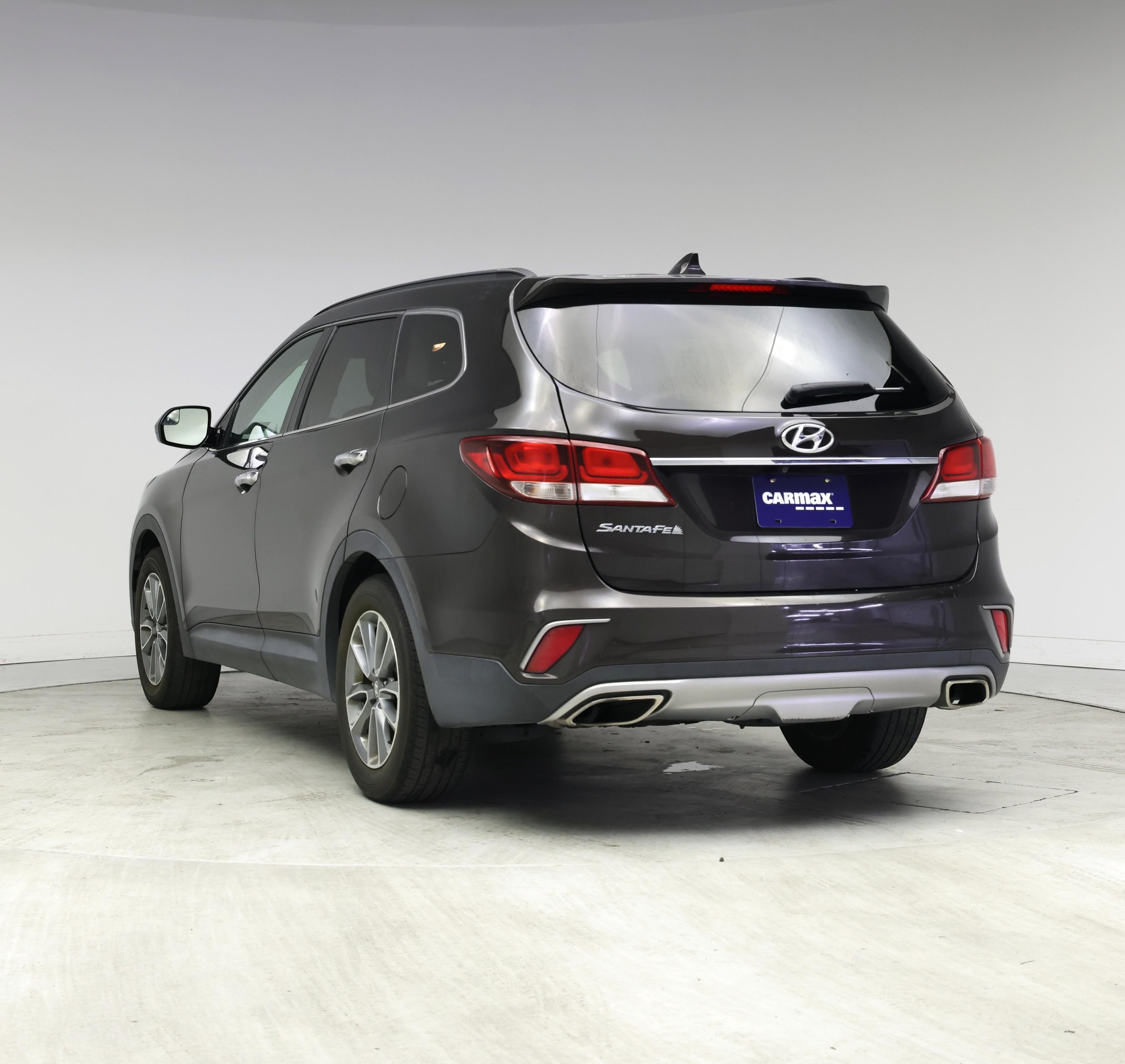 Thumbnail: 2017 Hyundai Santa Fe - 2