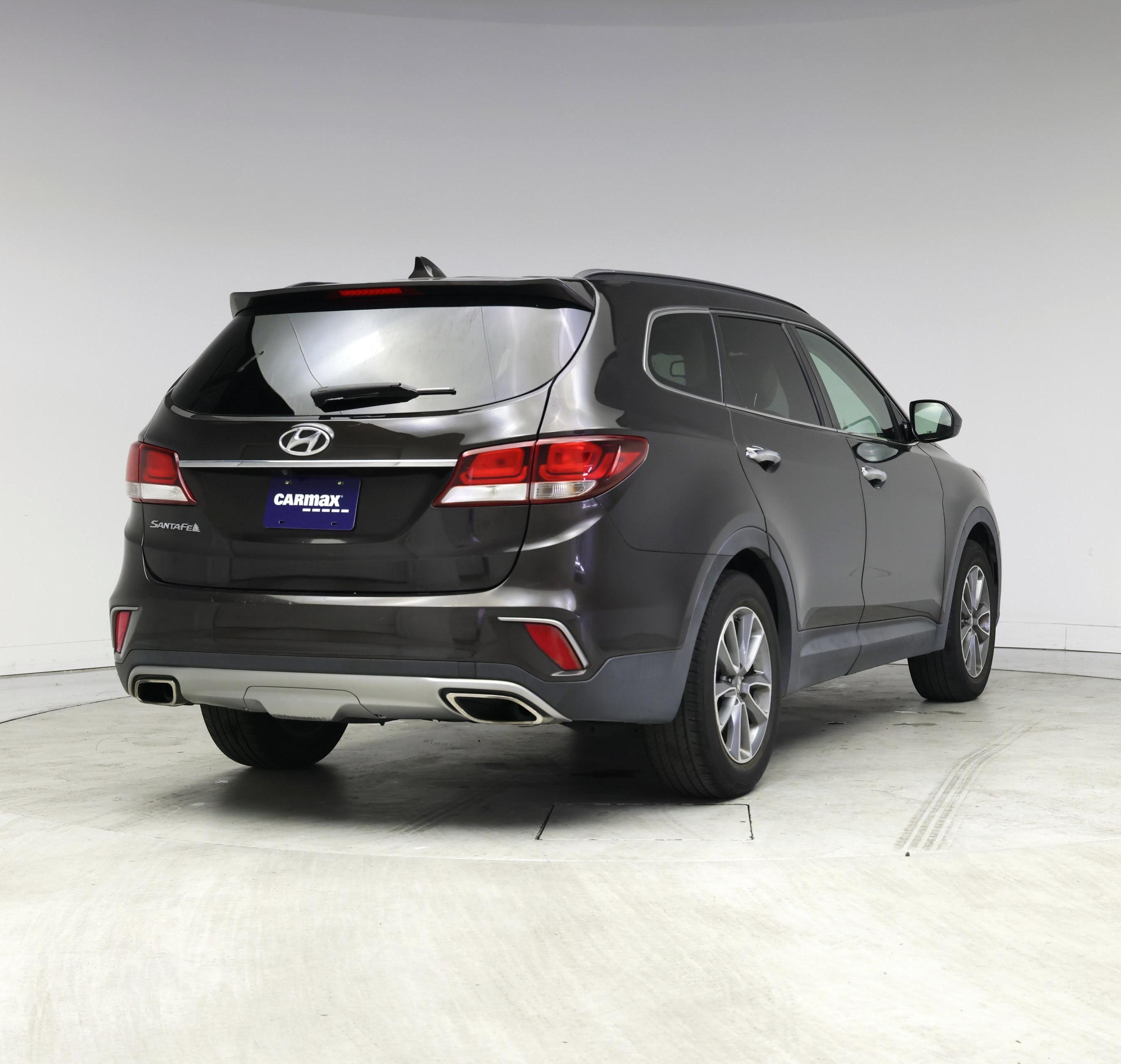 Thumbnail: 2017 Hyundai Santa Fe - 8