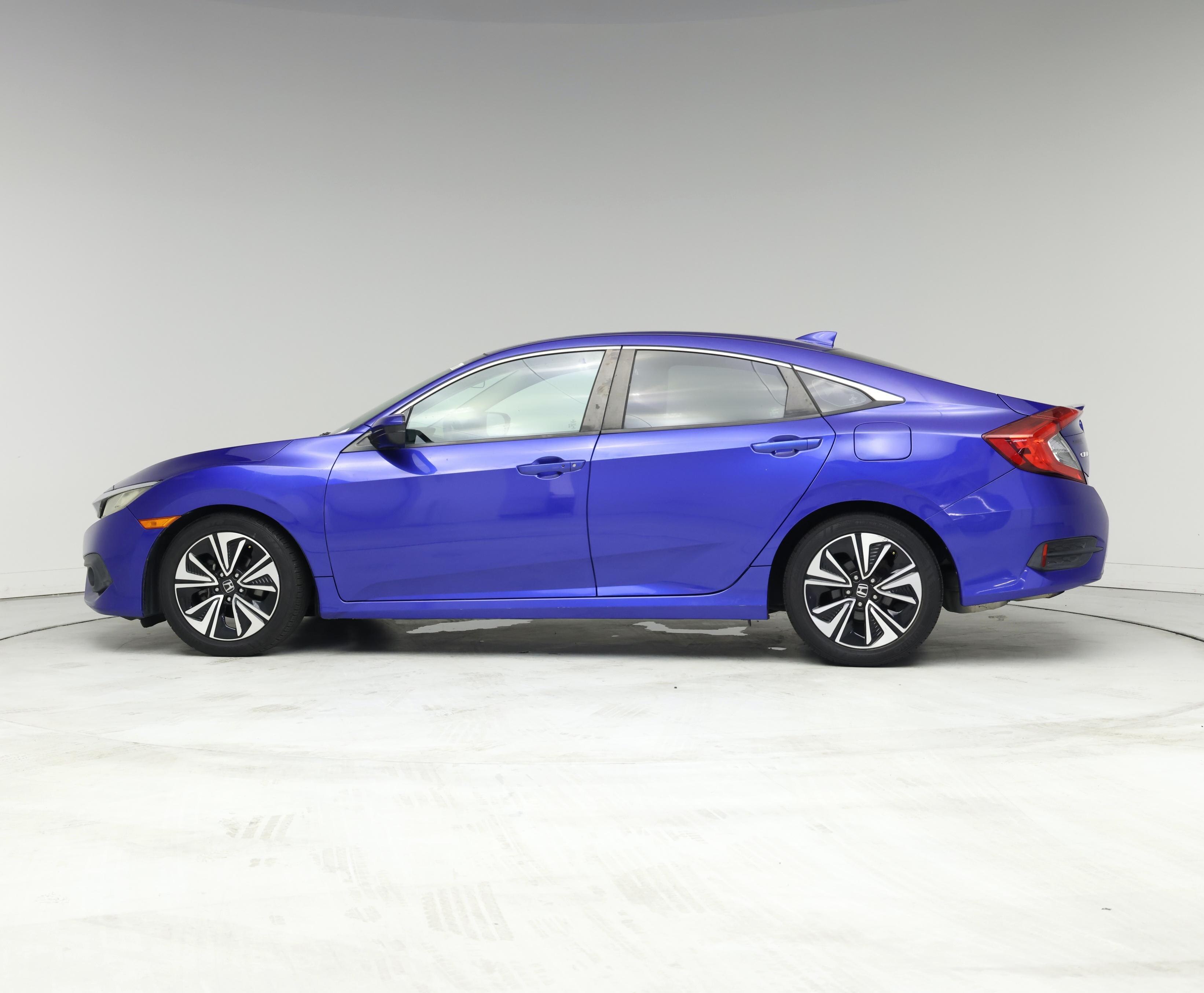 Thumbnail: 2016 Honda Civic - 3