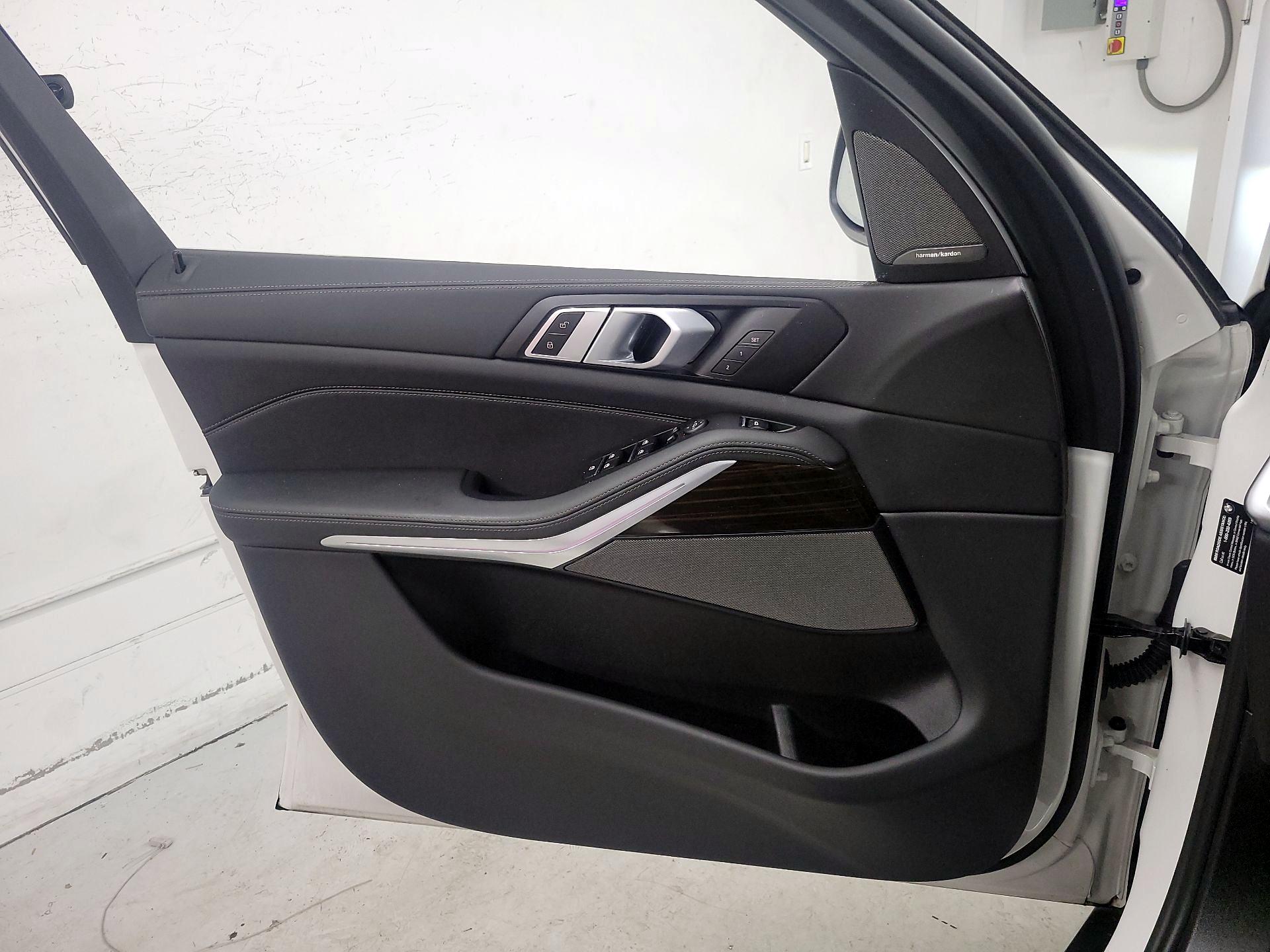 Thumbnail: 2024 BMW X5 - 12