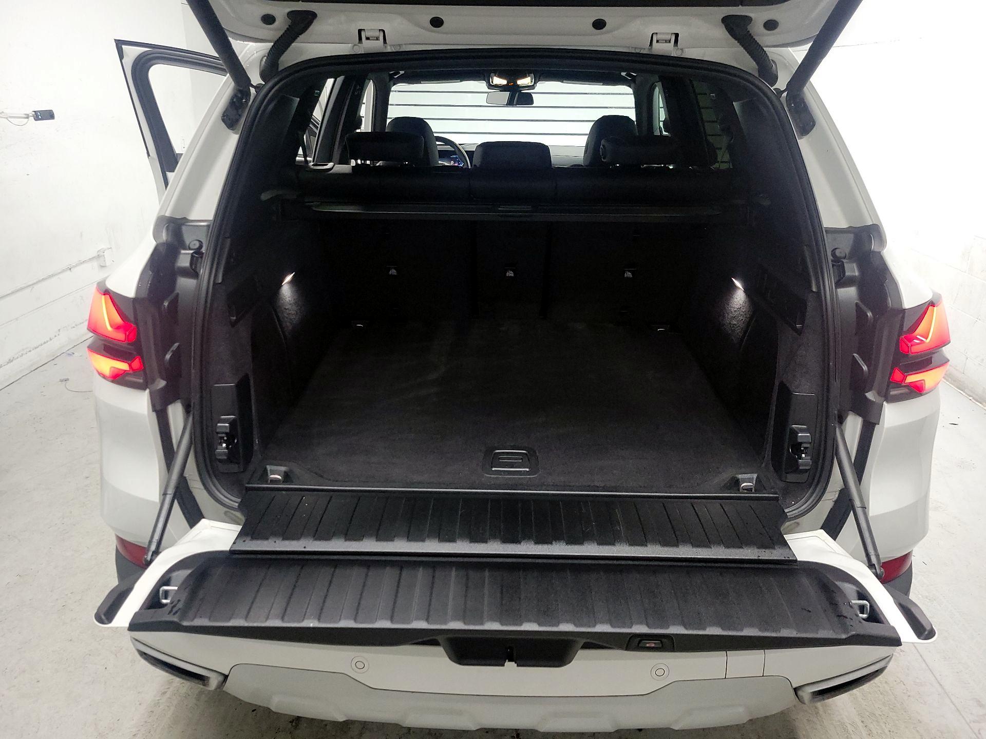 Thumbnail: 2024 BMW X5 - 18