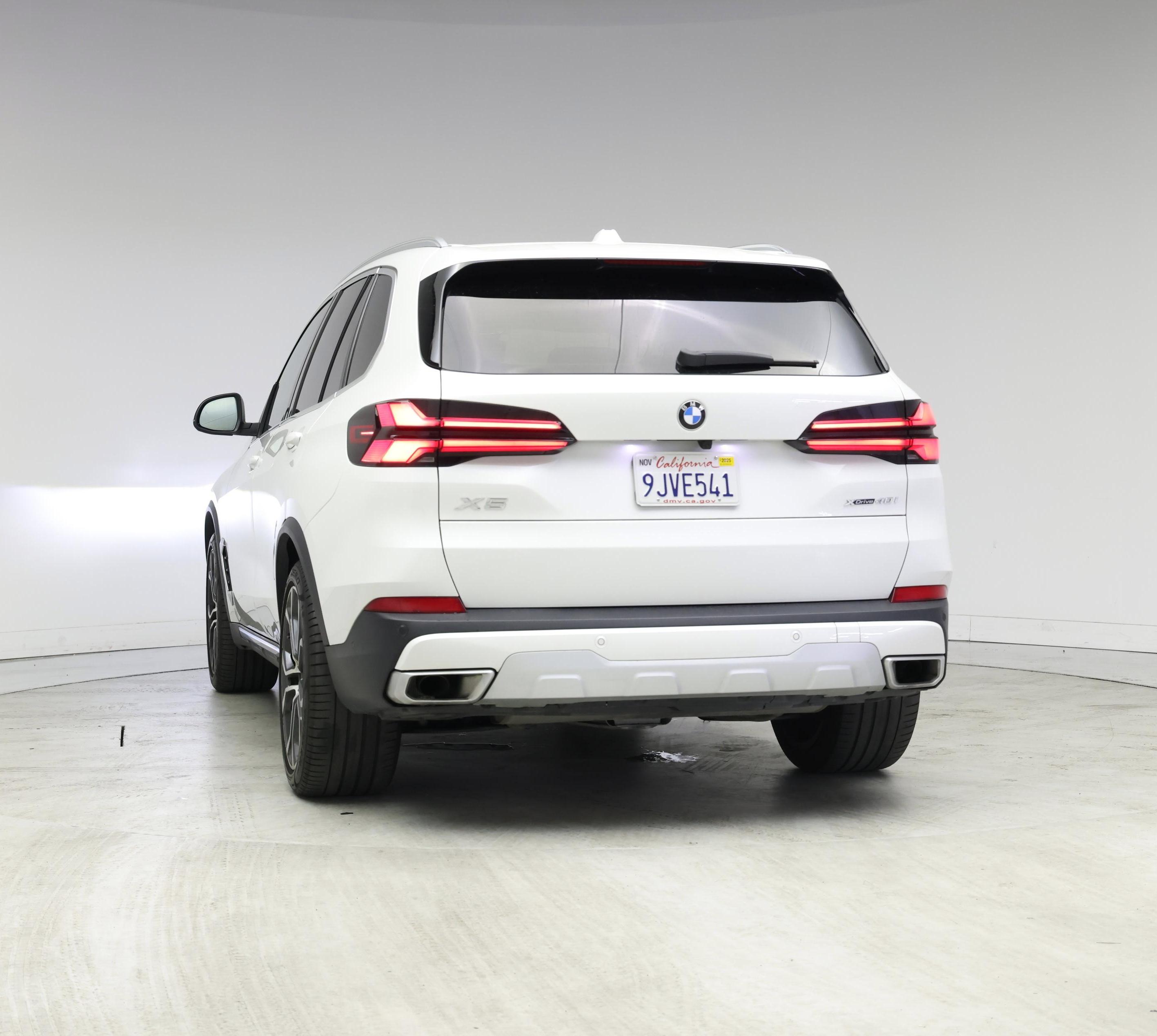 Thumbnail: 2024 BMW X5 - 6