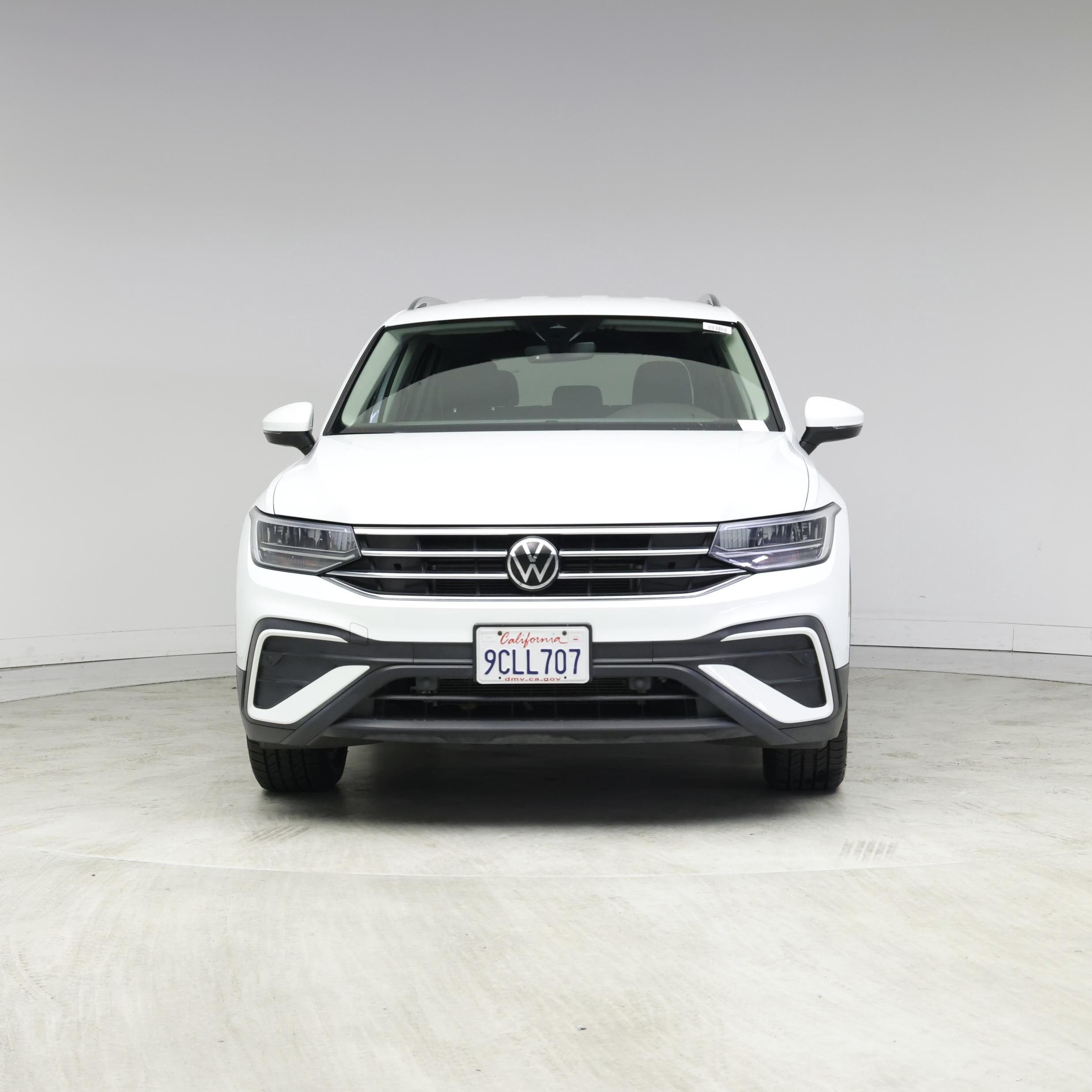Thumbnail: 2022 Volkswagen Tiguan - 5