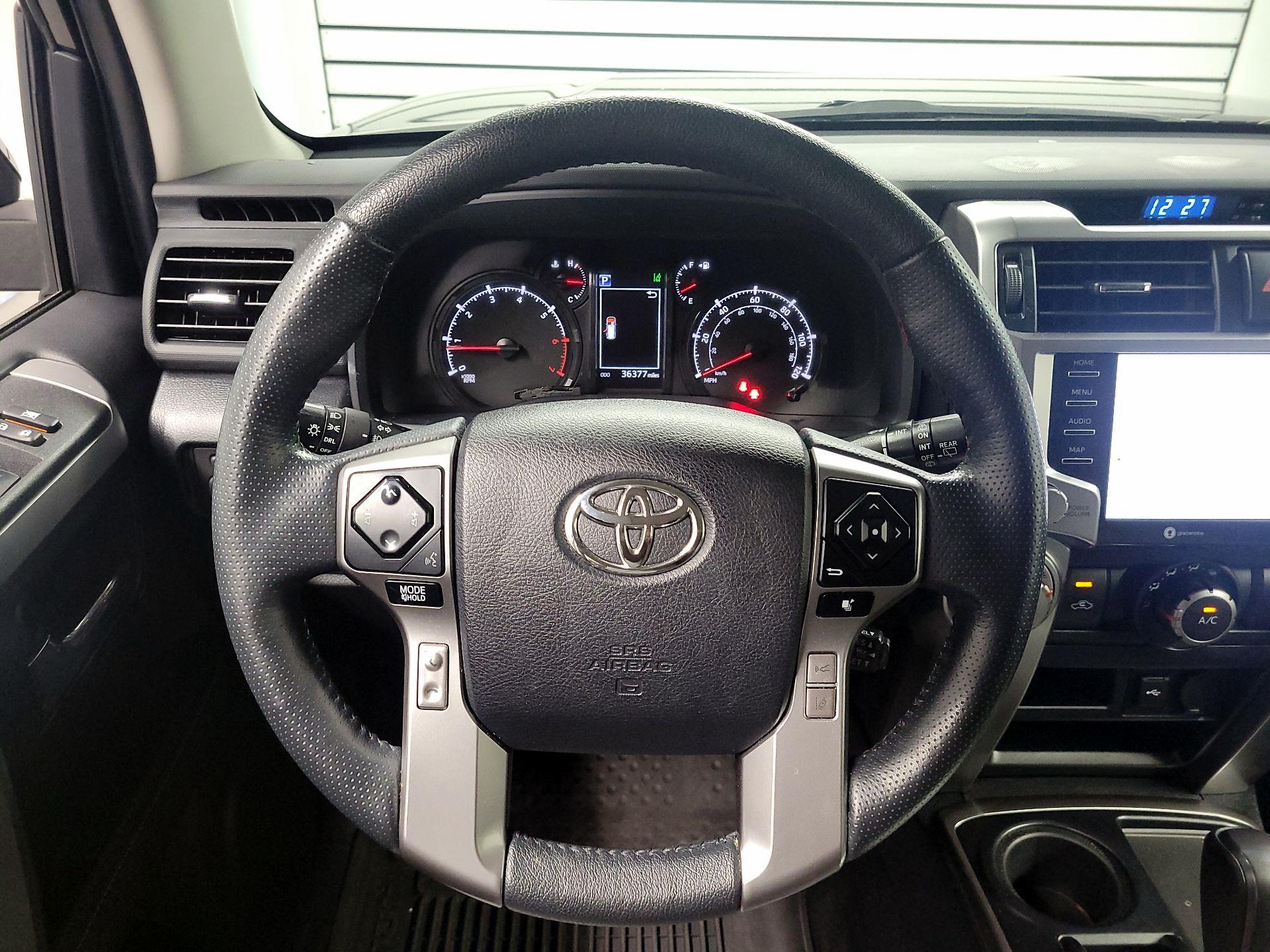 Thumbnail: 2023 Toyota 4Runner - 10