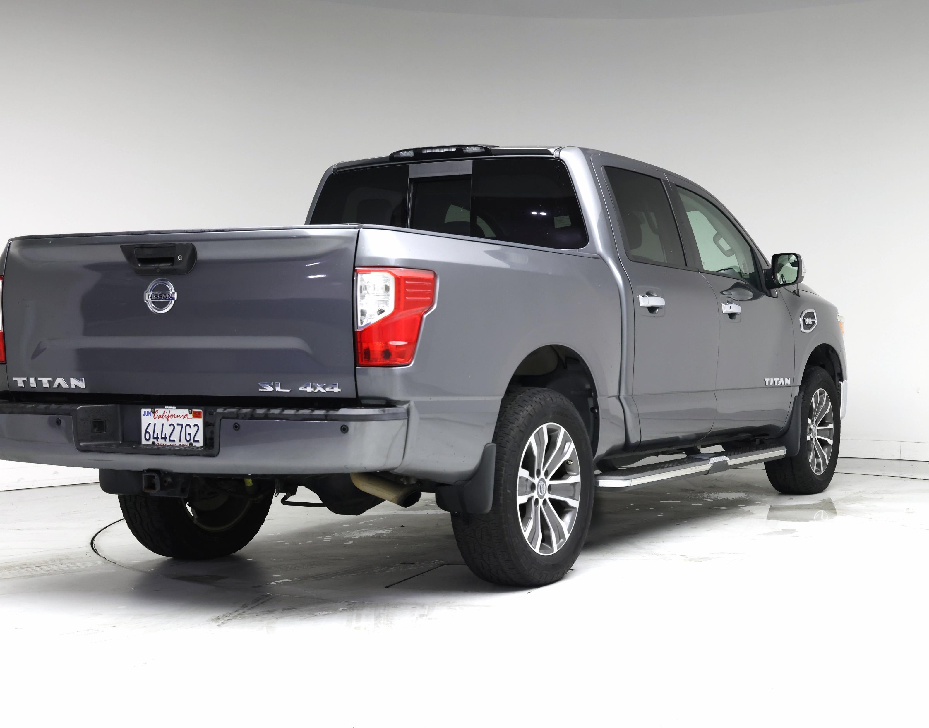 Thumbnail: 2017 Nissan Titan - 8