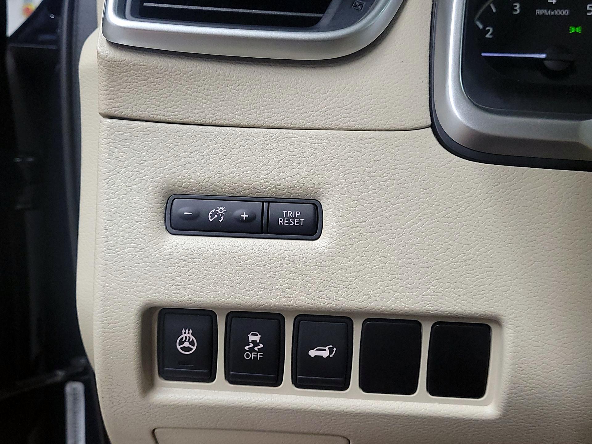 Thumbnail: 2016 Nissan Murano - 13