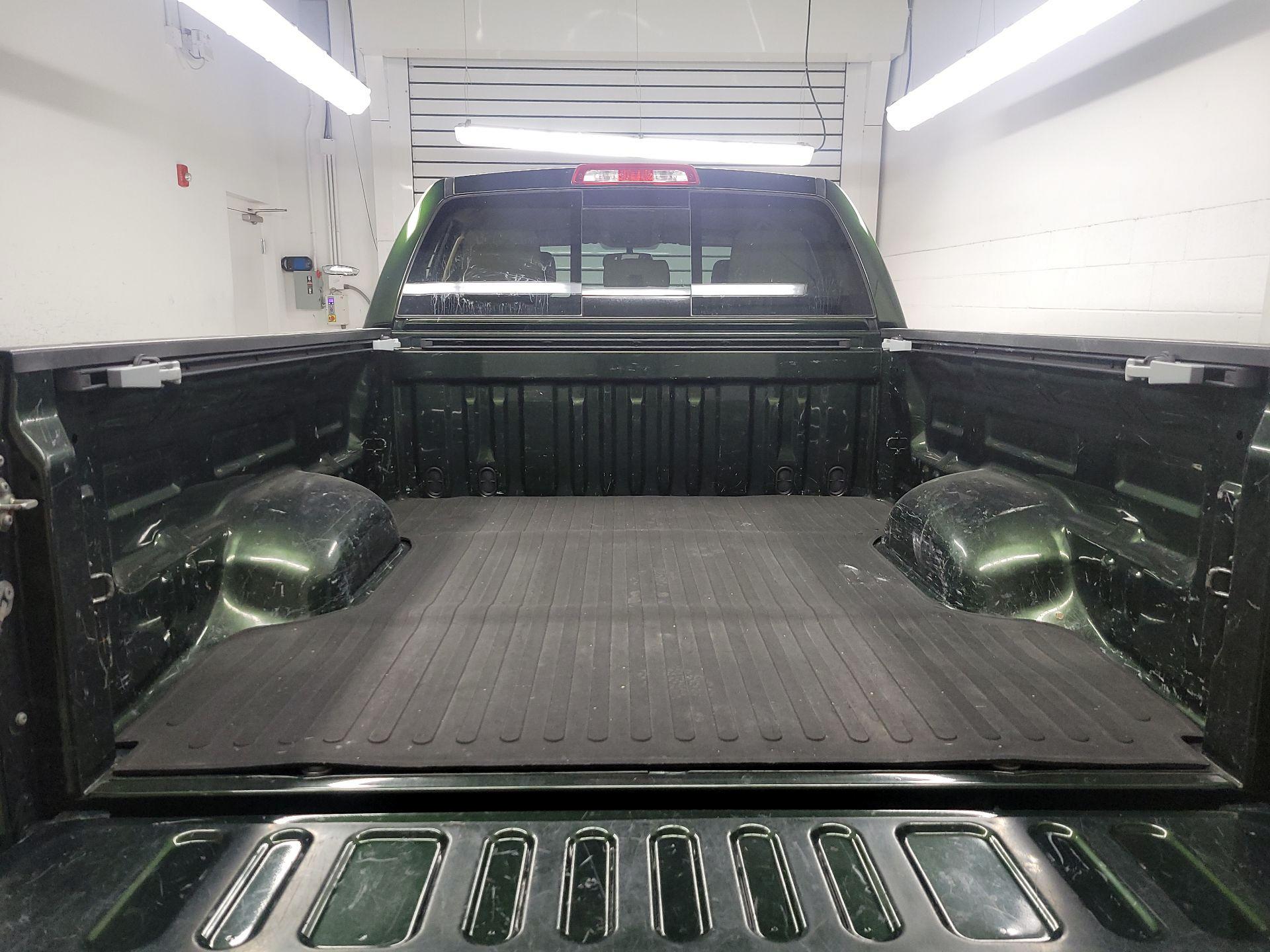 Thumbnail: 2013 Toyota Tundra - 18