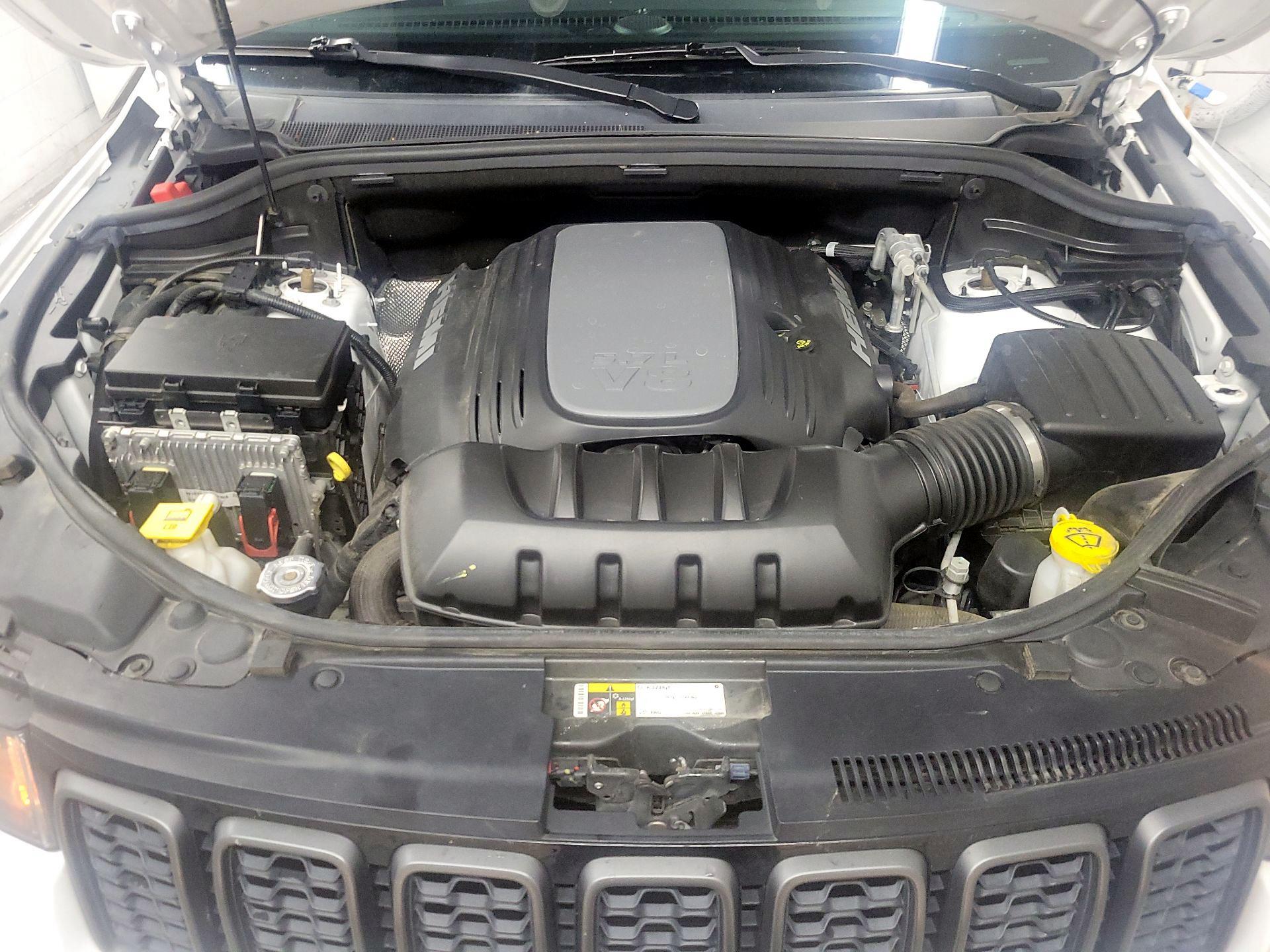 Thumbnail: 2020 Jeep Grand Cherokee - 19
