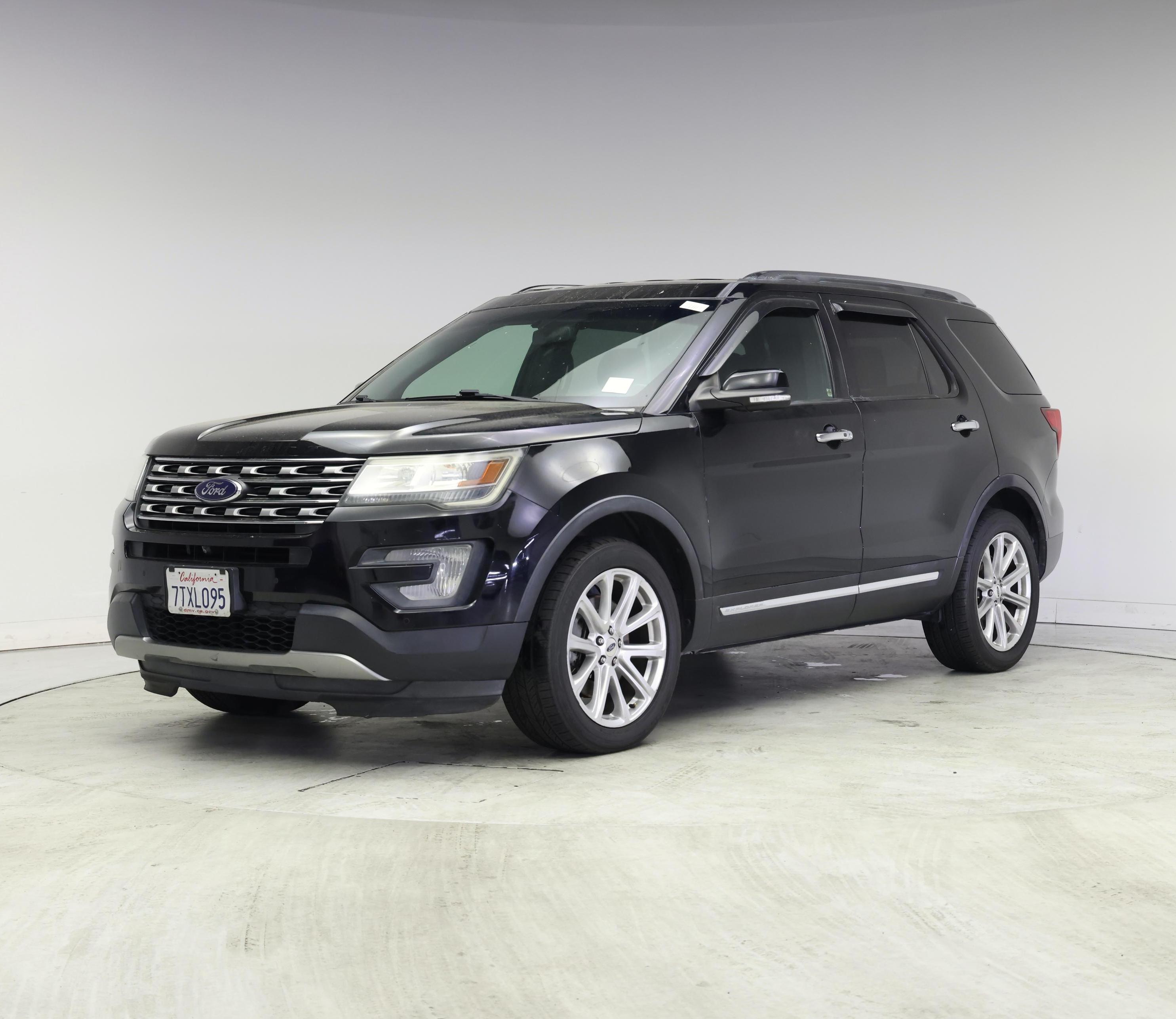 Thumbnail: 2016 Ford Explorer - 4