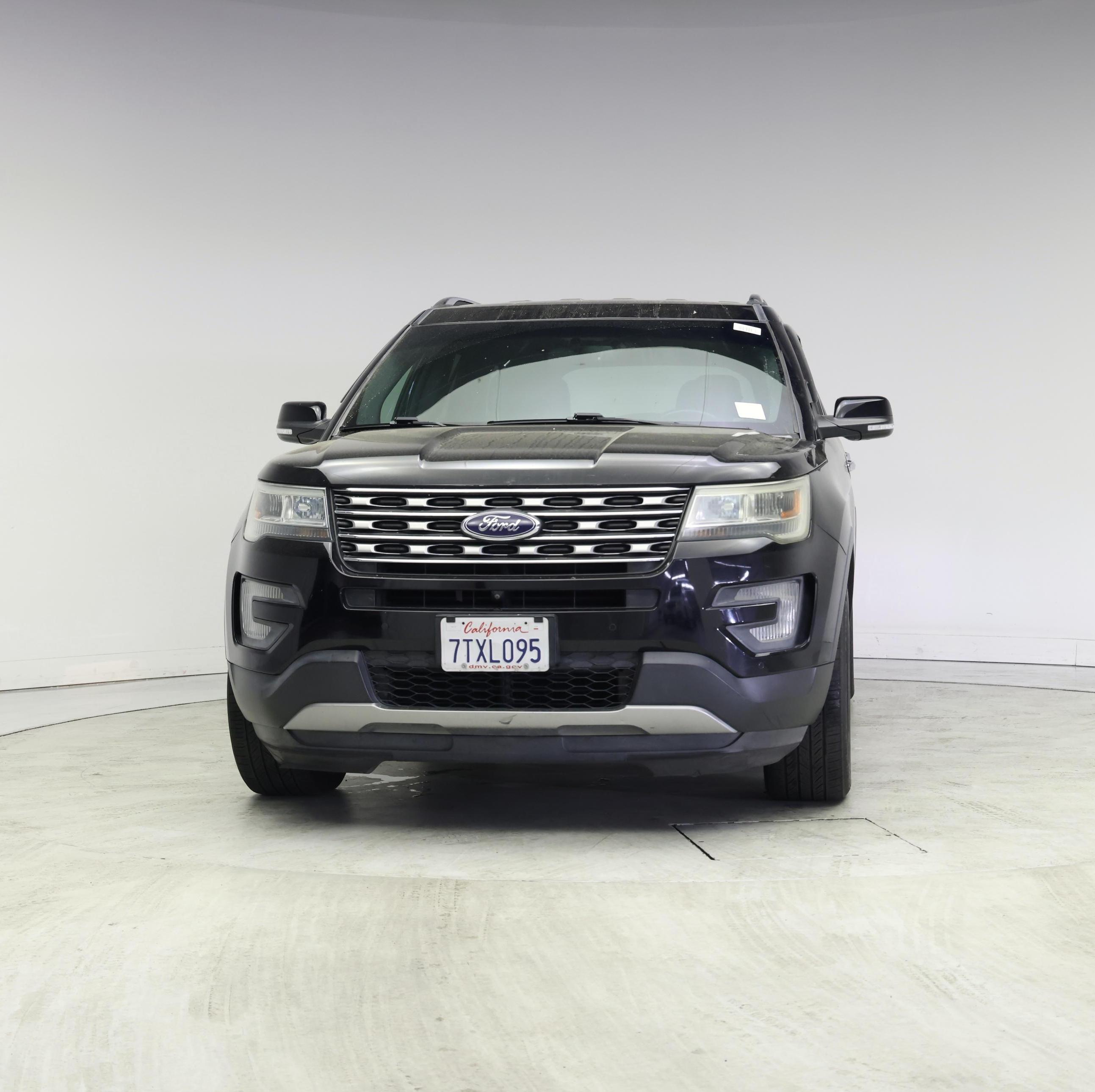Thumbnail: 2016 Ford Explorer - 5