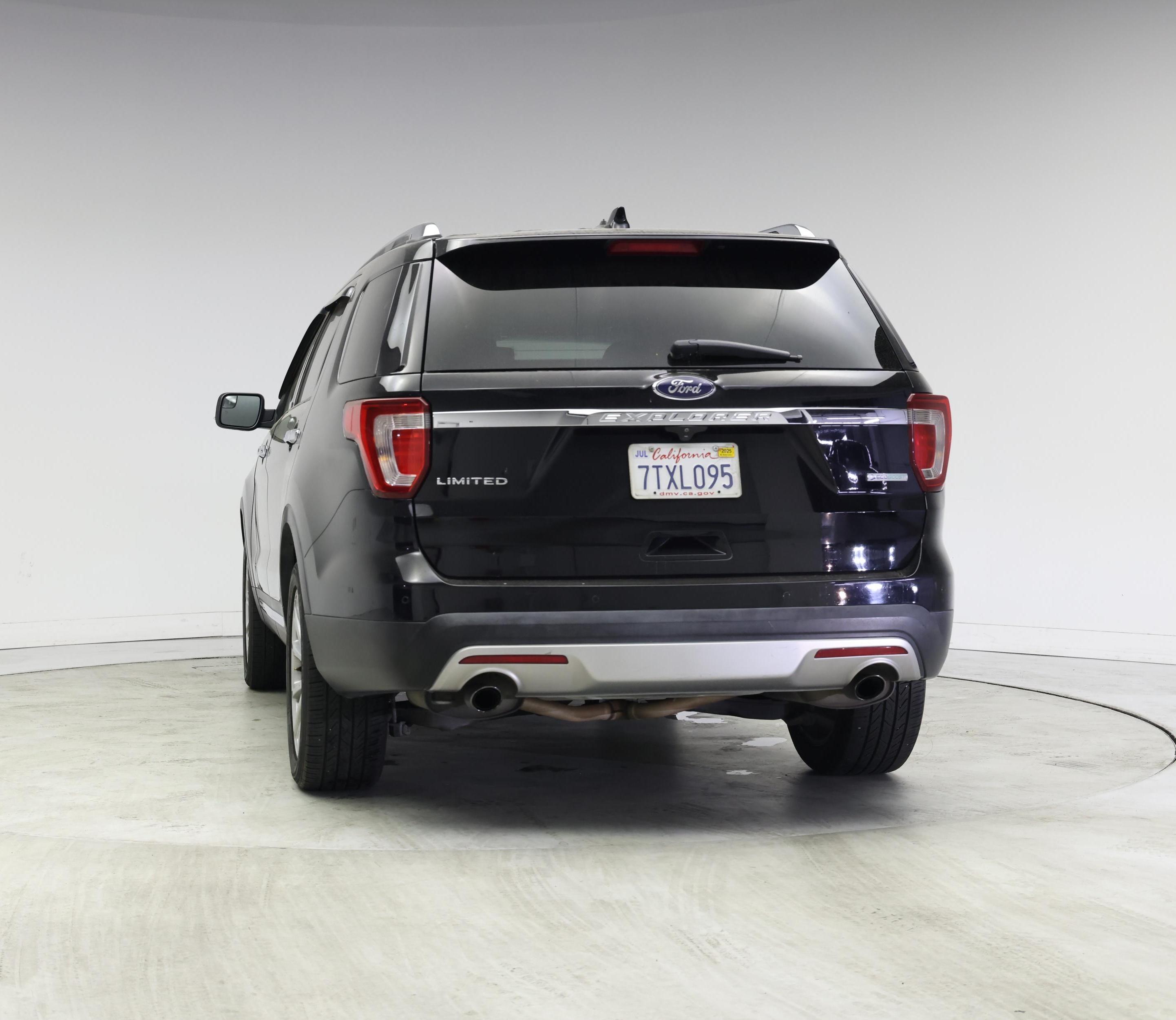 Thumbnail: 2016 Ford Explorer - 6